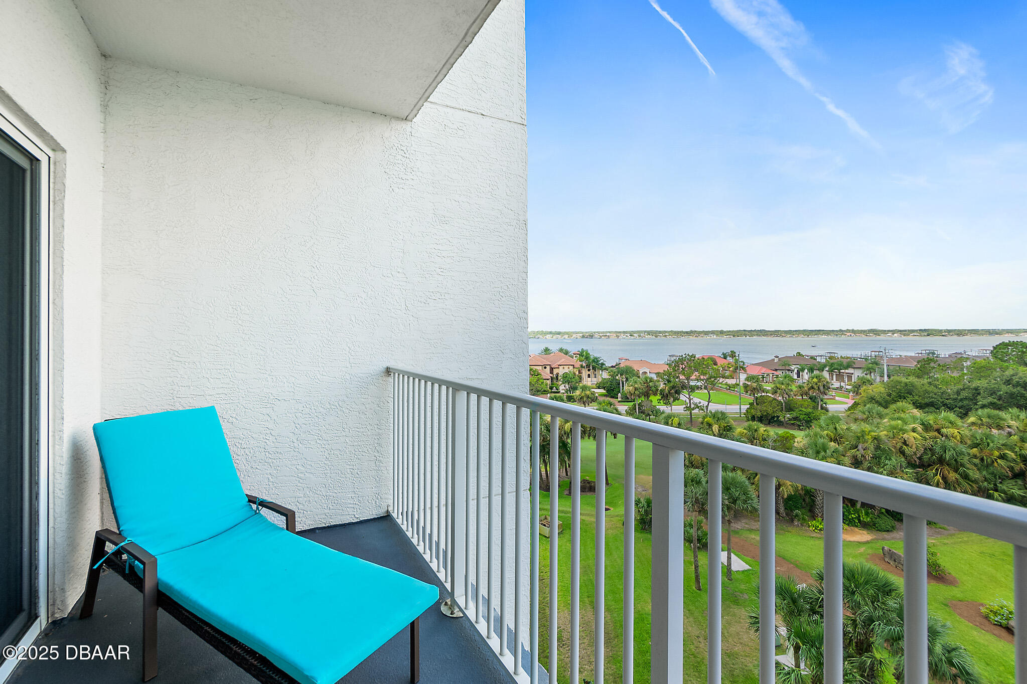 2 Oceans West Boulevard Unit: 606
