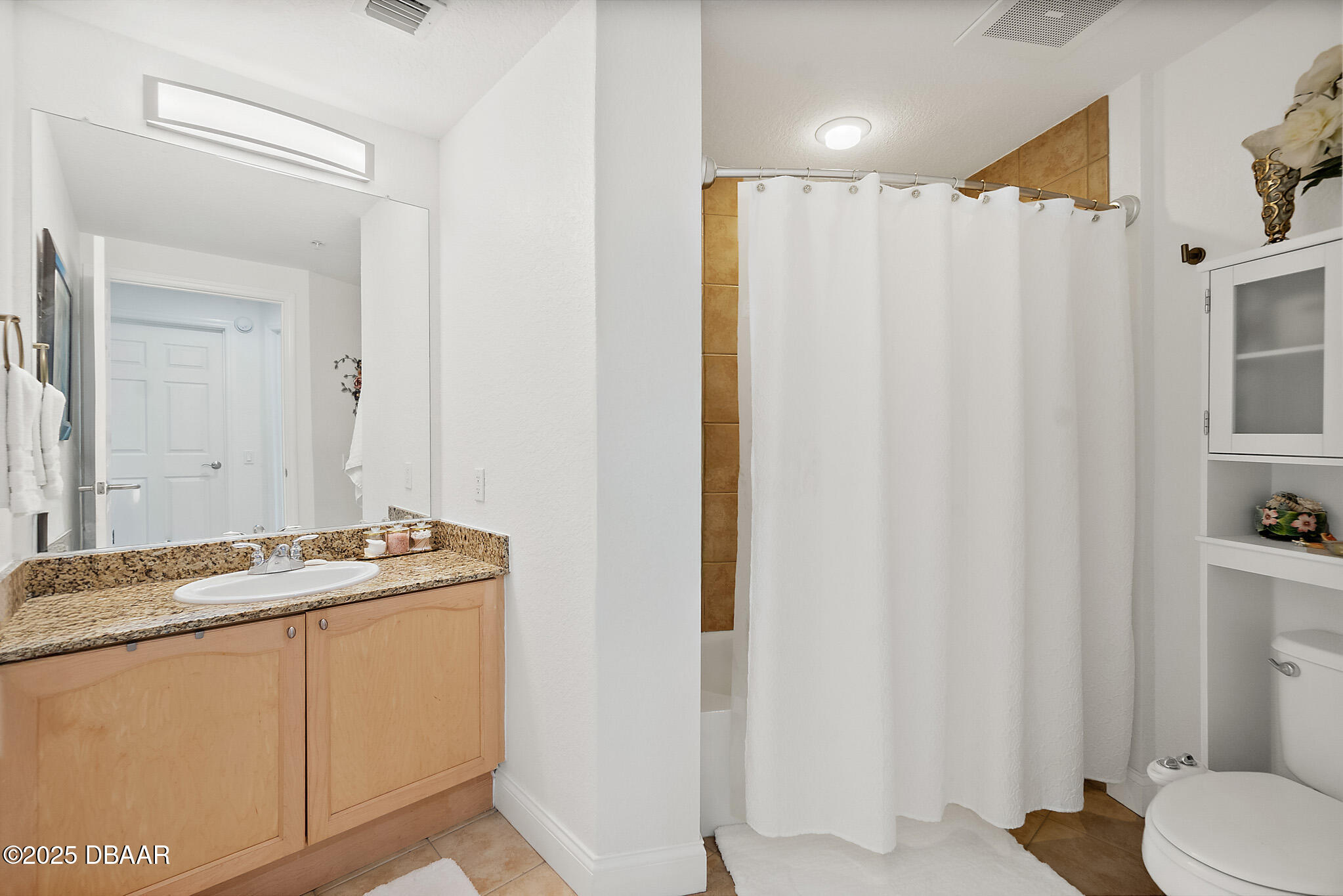 2 Oceans West Boulevard Unit: 606