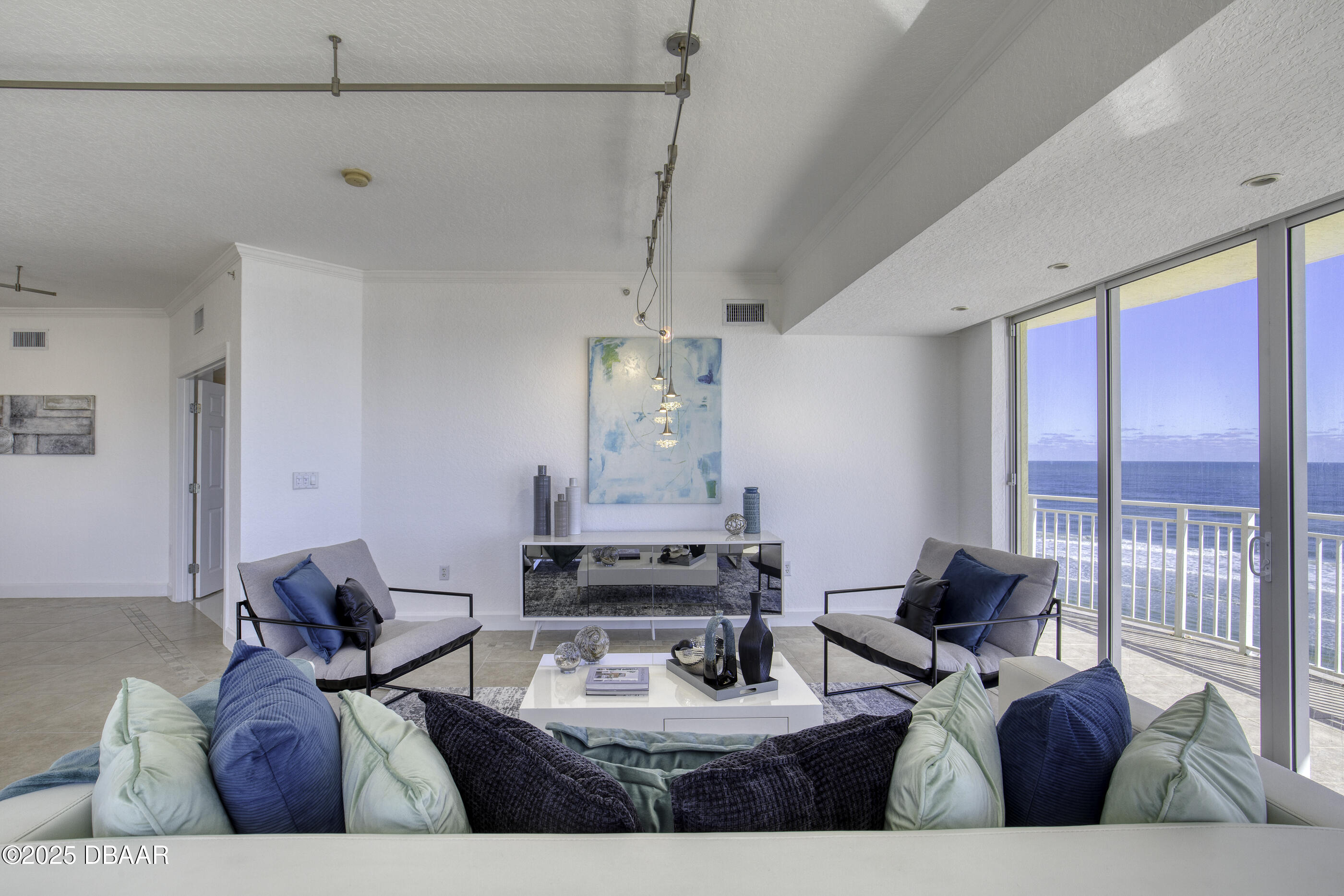 1900 N Atlantic Avenue 504