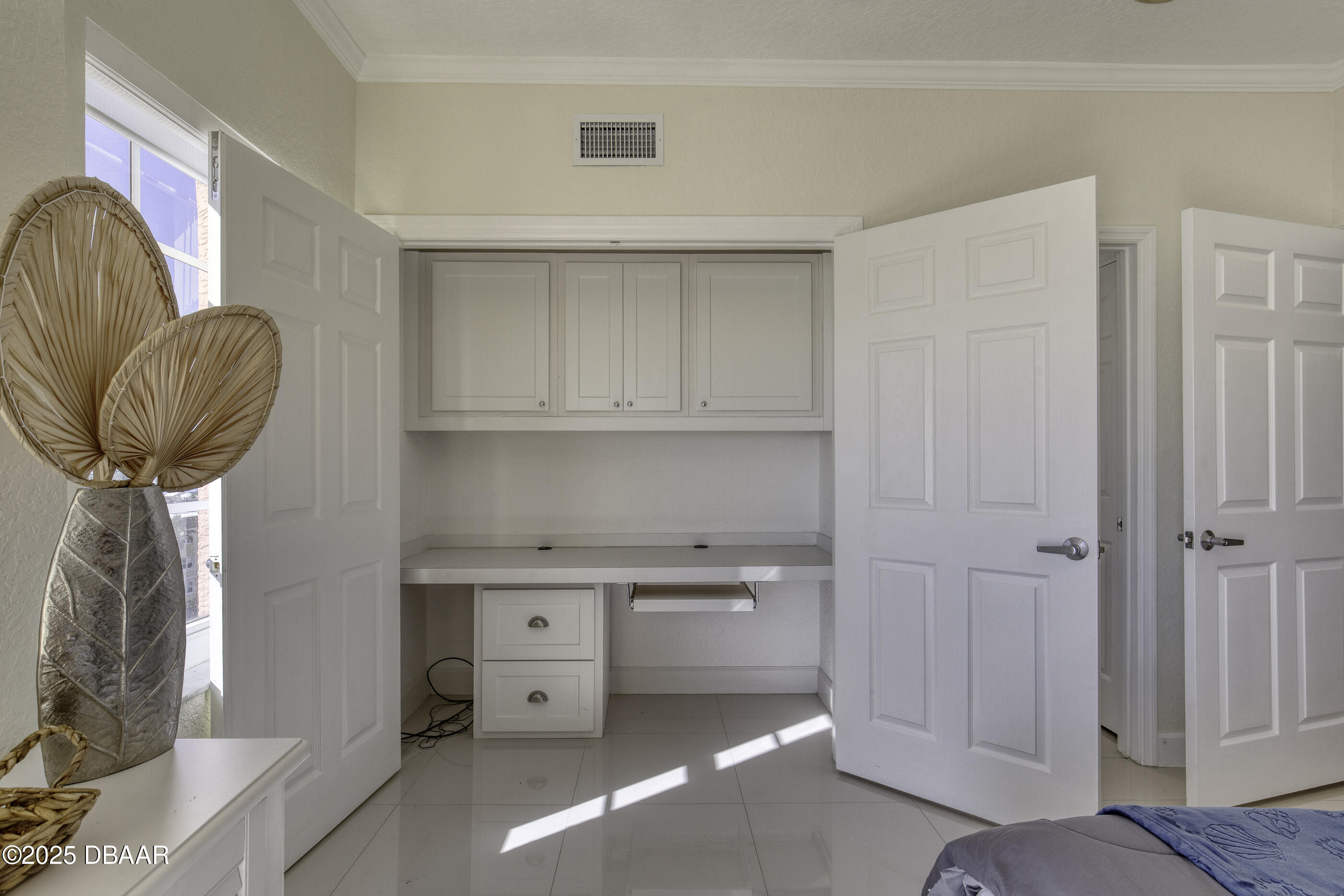 1900 N Atlantic Avenue 504