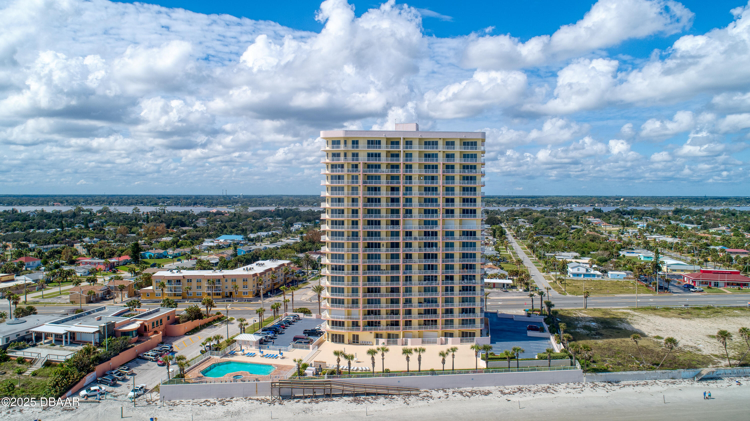 1900 N Atlantic Avenue 504