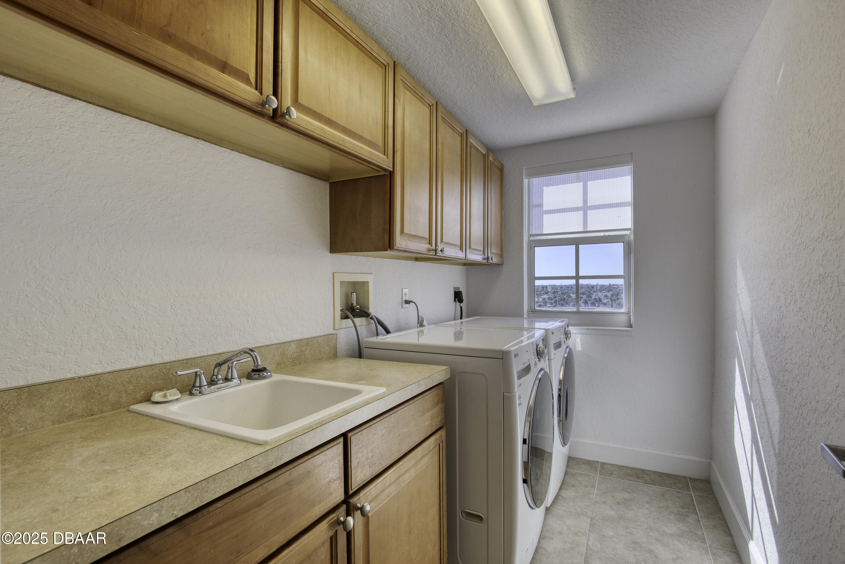 1900 N Atlantic Avenue 504