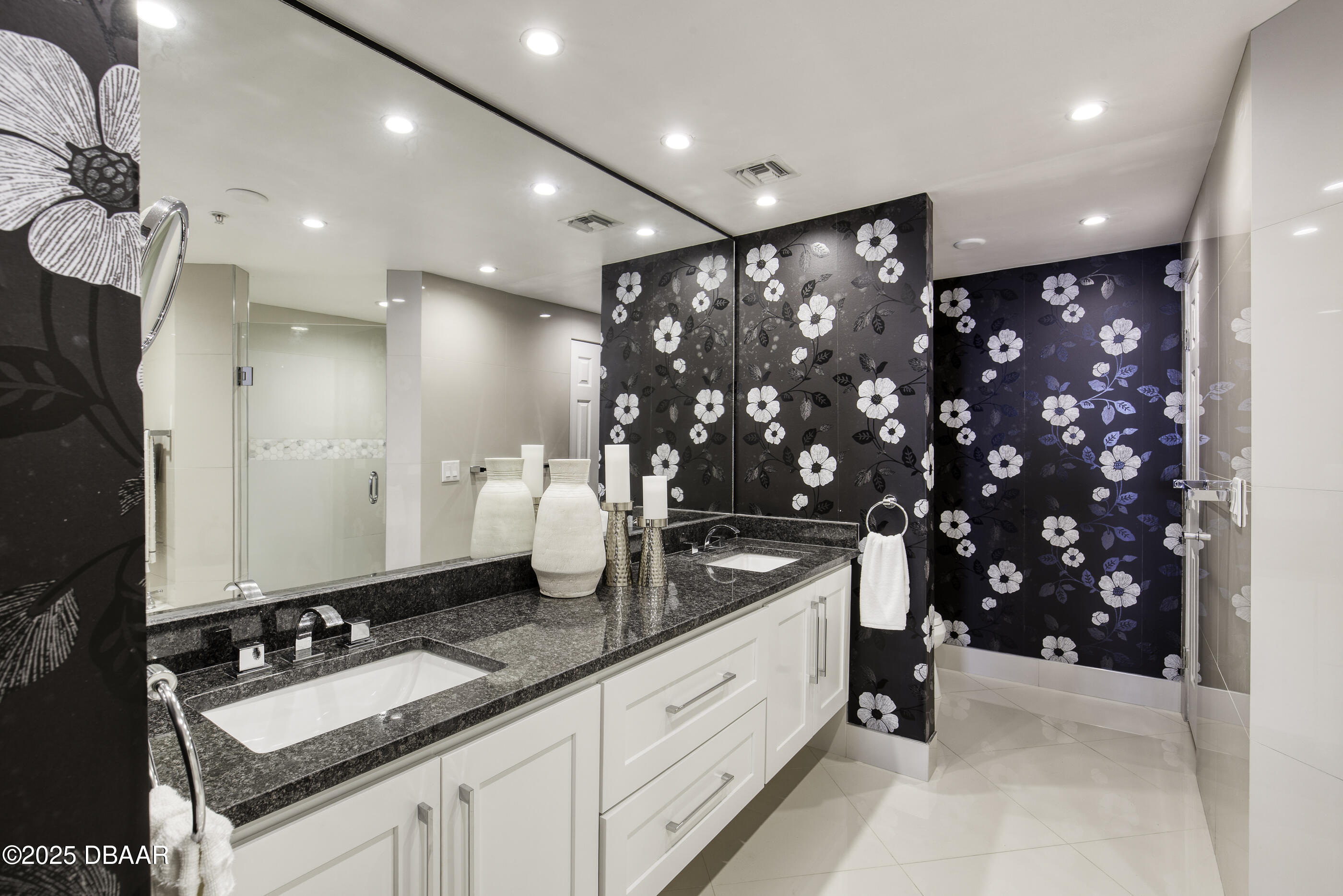 1900 N Atlantic Avenue 504