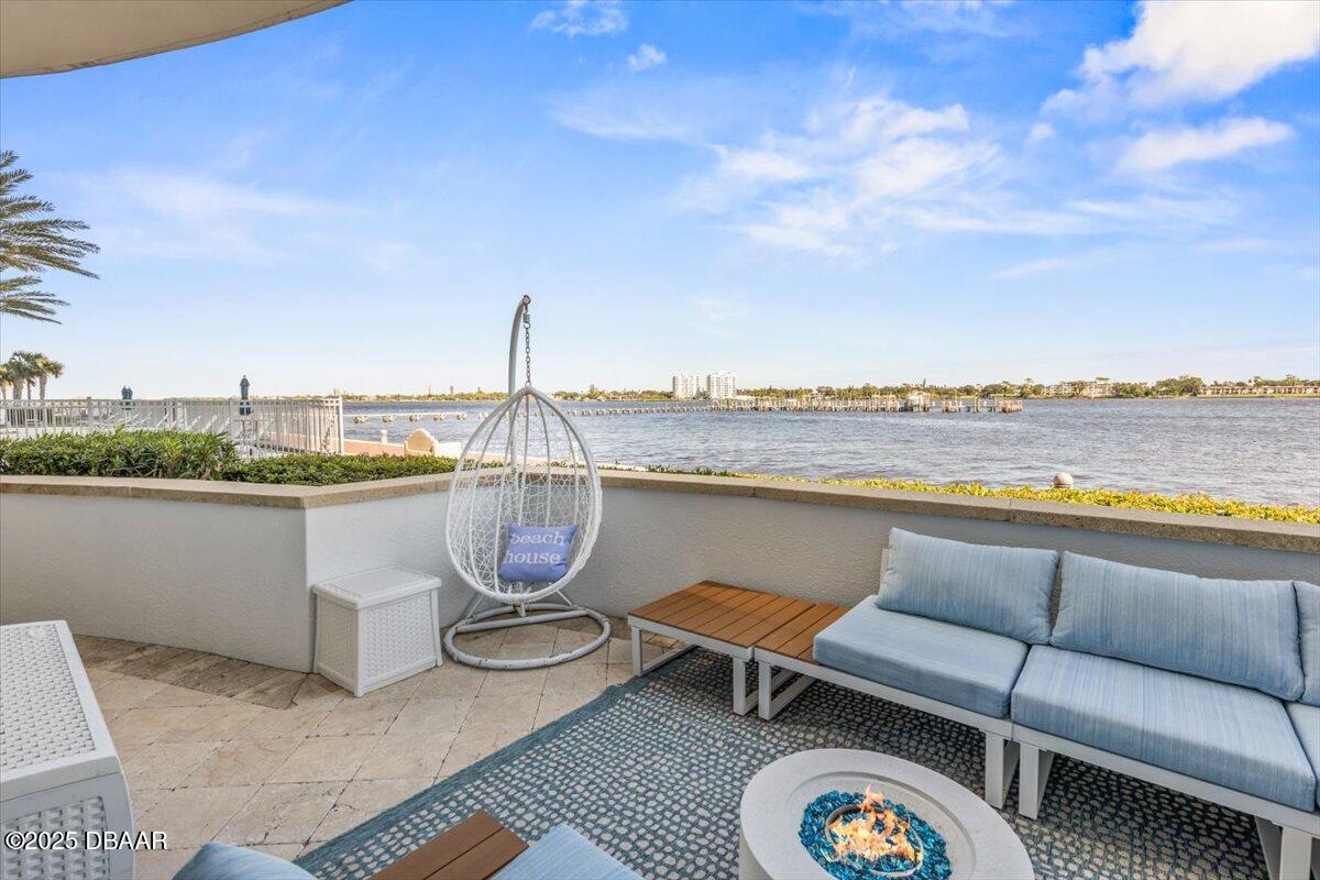 231 Riverside Drive Unit: 102