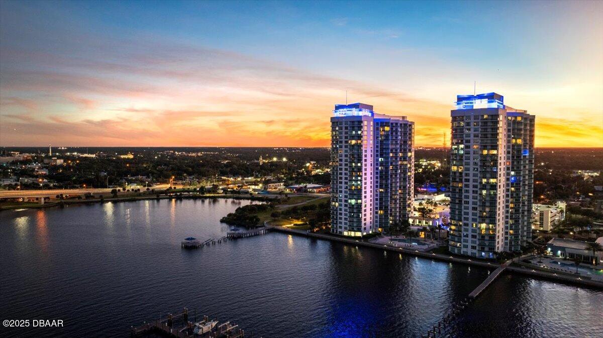 231 Riverside Drive Unit: 102