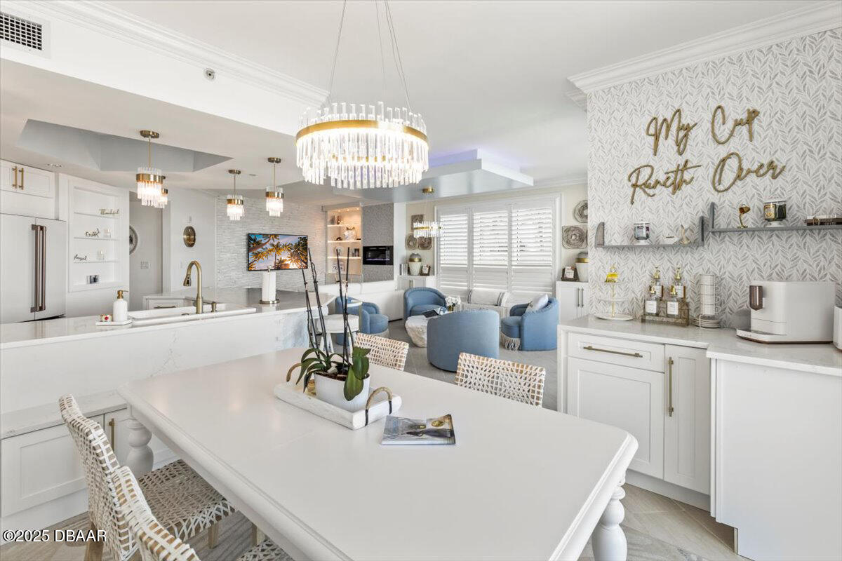 231 Riverside Drive Unit: 102