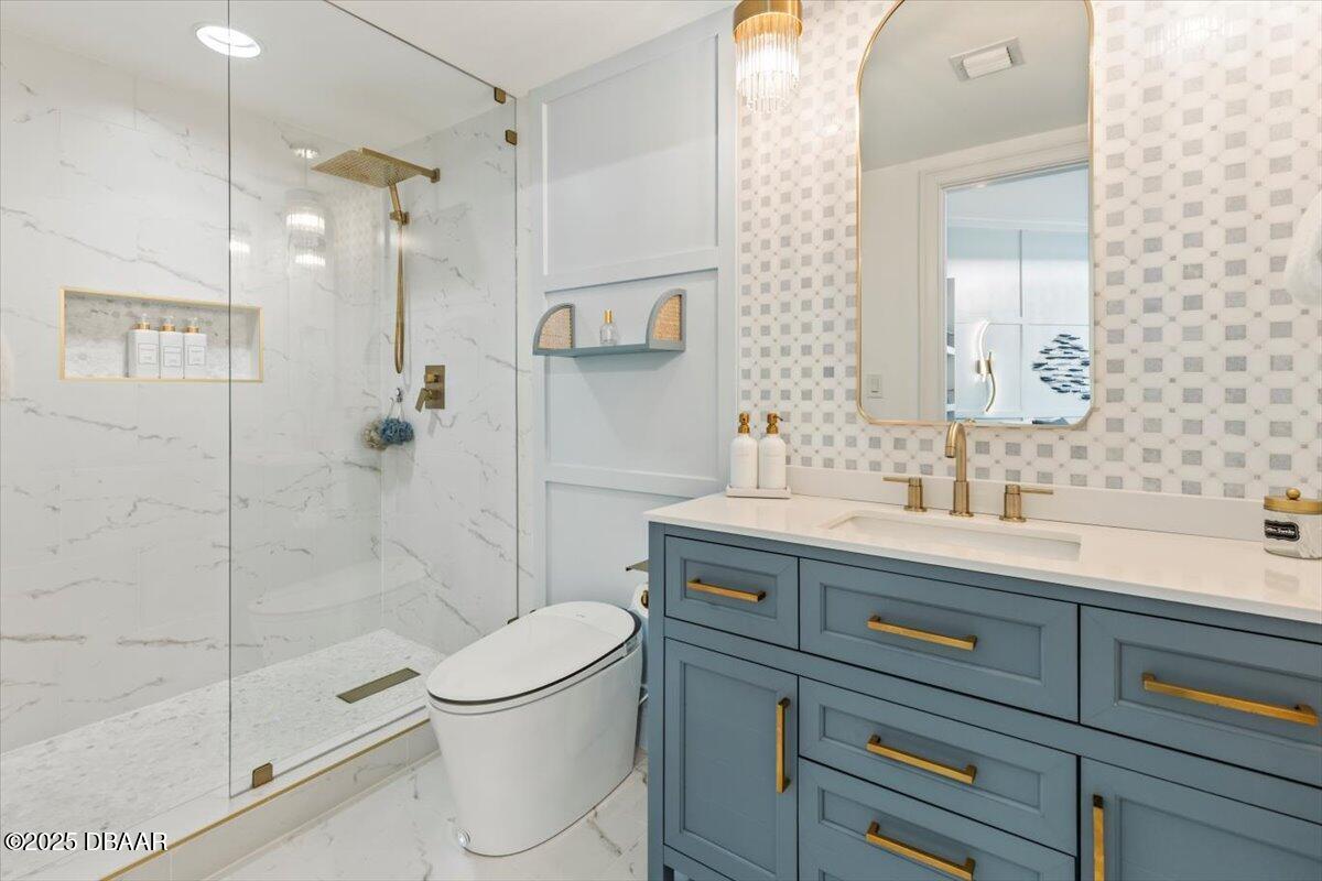 231 Riverside Drive Unit: 102