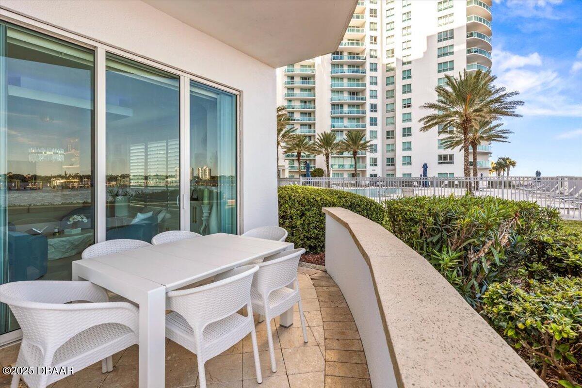 231 Riverside Drive Unit: 102