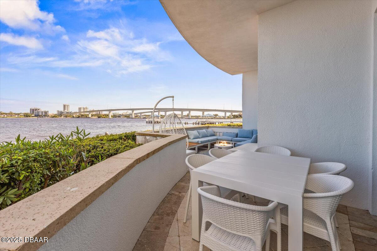 231 Riverside Drive Unit: 102