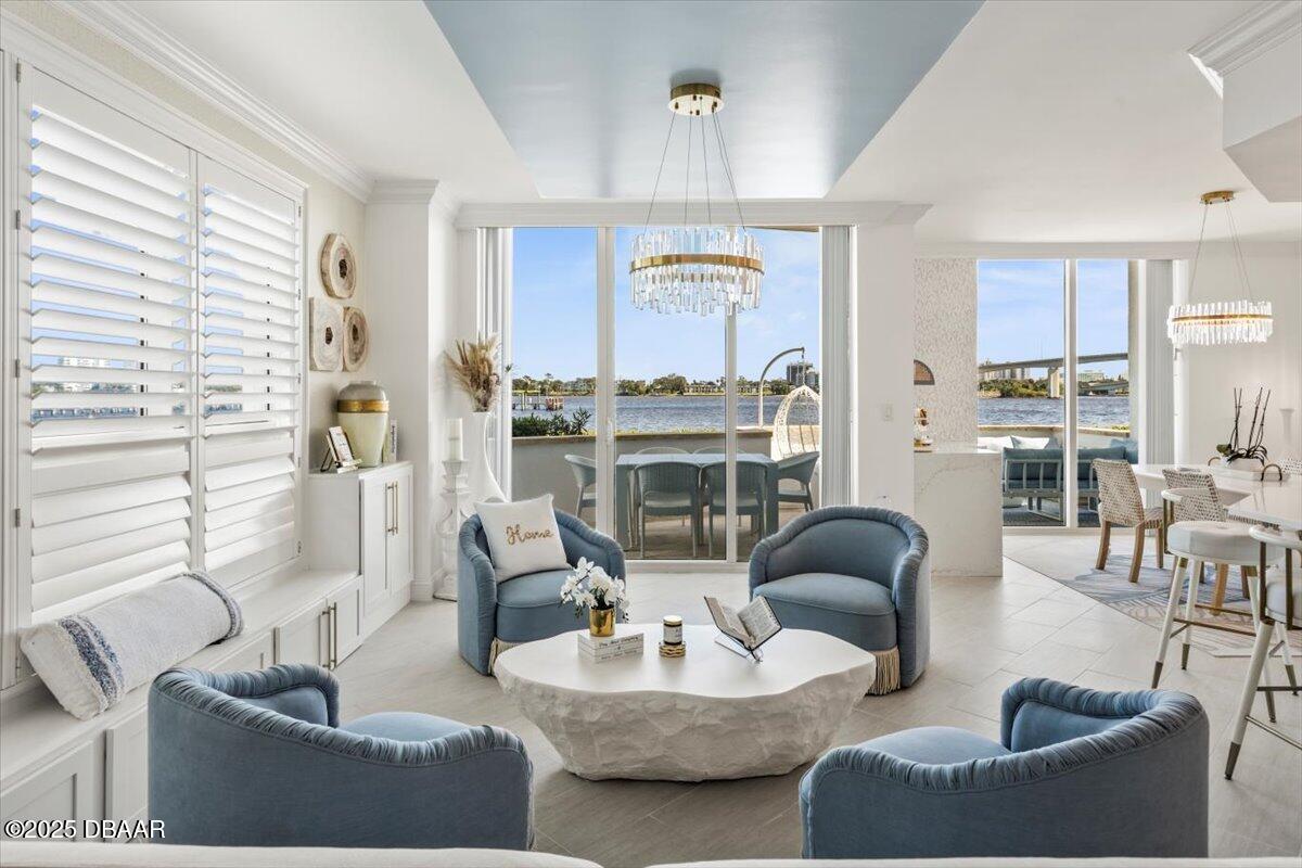 231 Riverside Drive Unit: 102