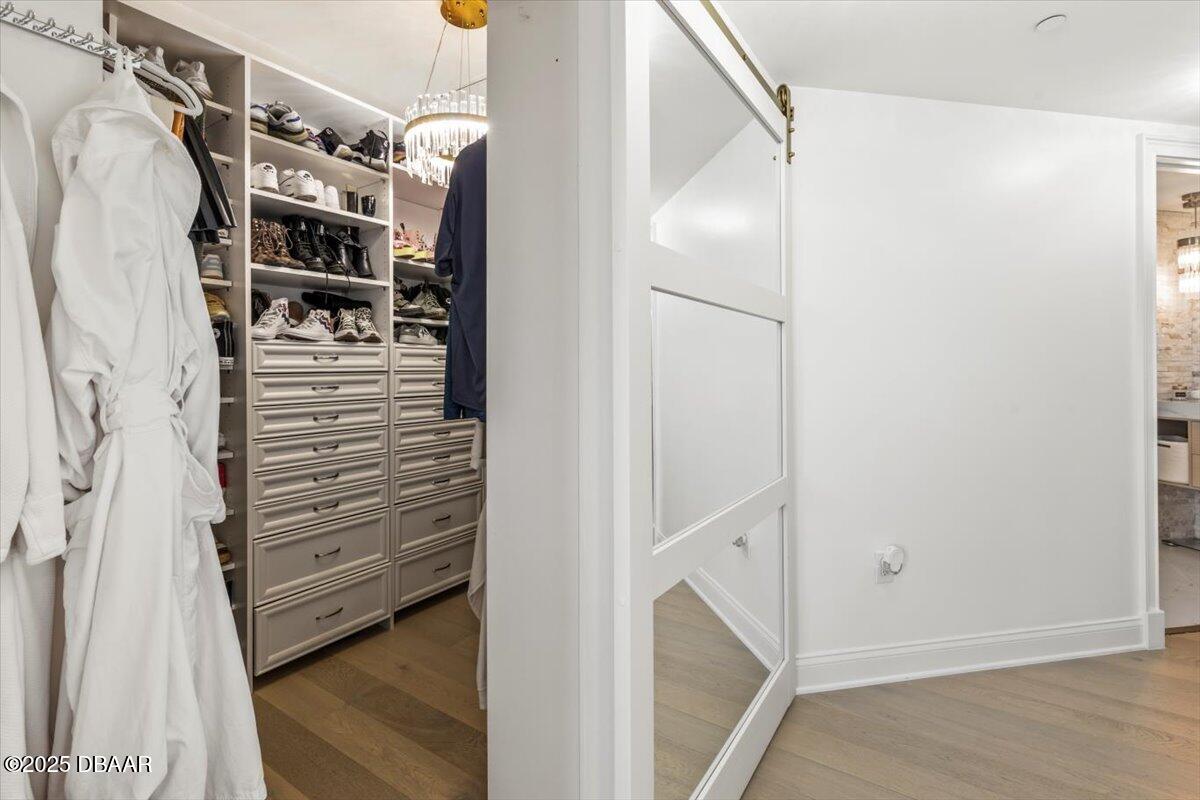 231 Riverside Drive Unit: 102