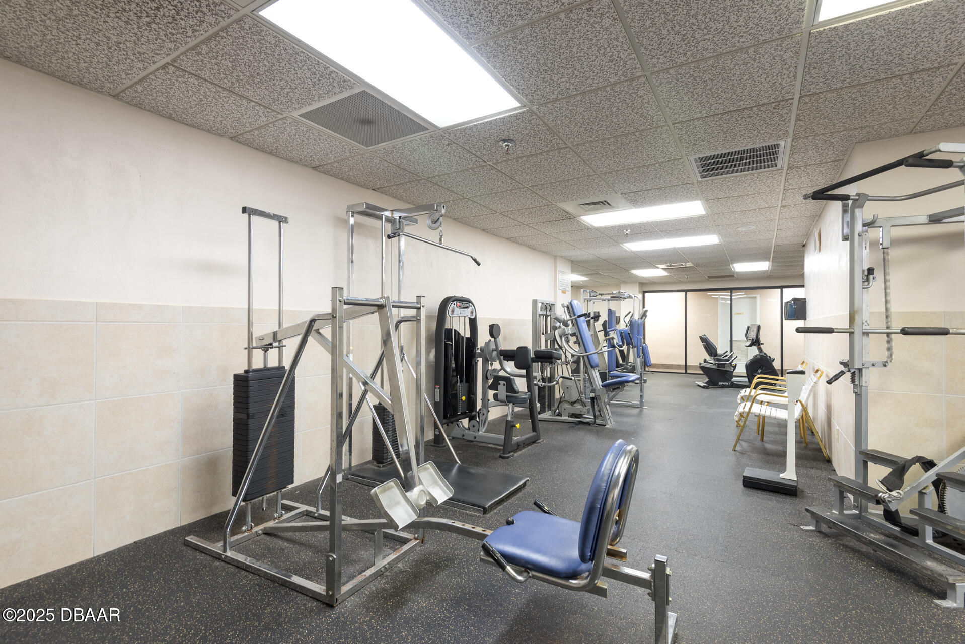 3757 S Atlantic Avenue Unit: 102