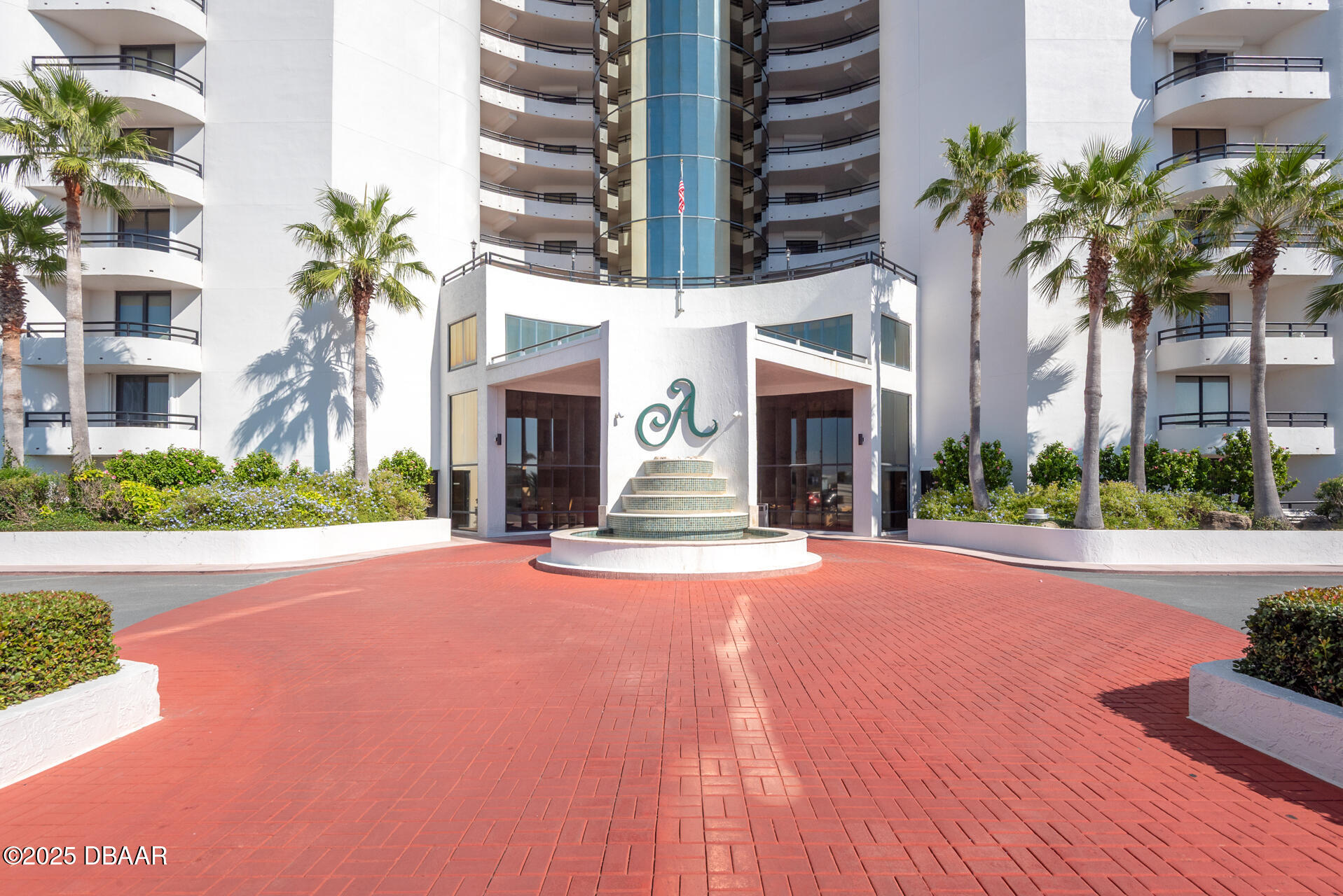 3757 S Atlantic Avenue Unit: 102