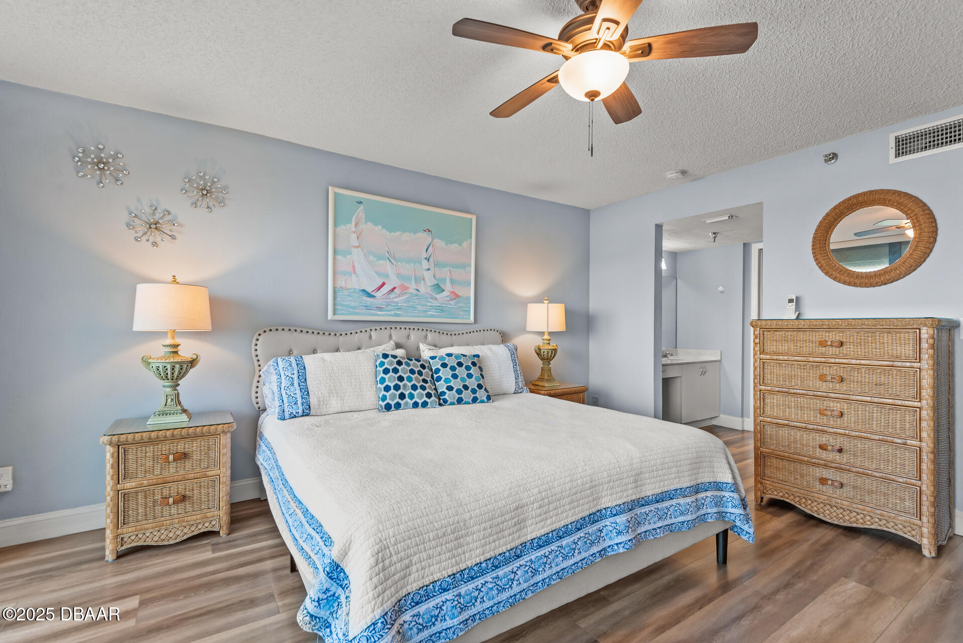 3757 S Atlantic Avenue Unit: 102