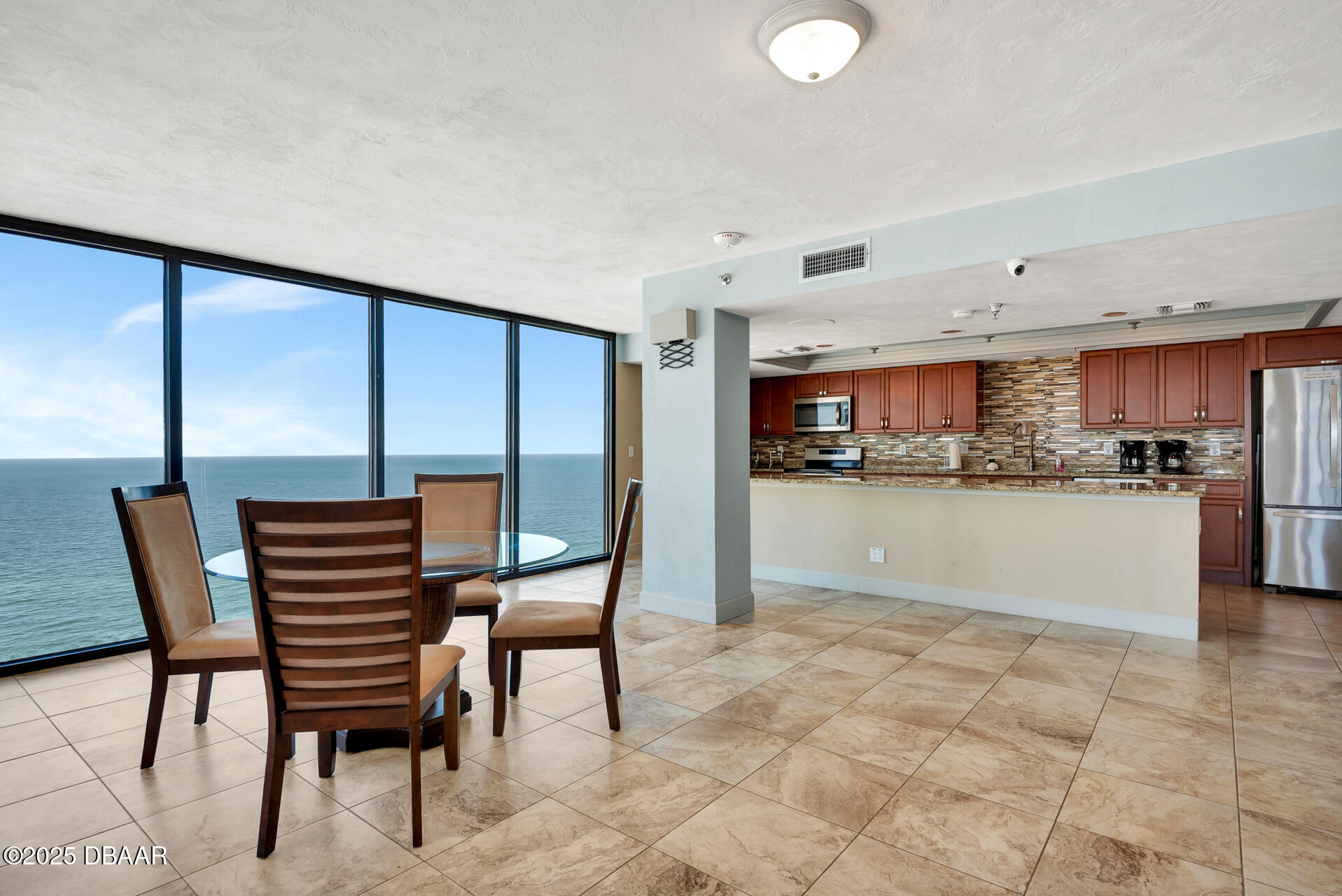 3757 S Atlantic Avenue Unit: 102