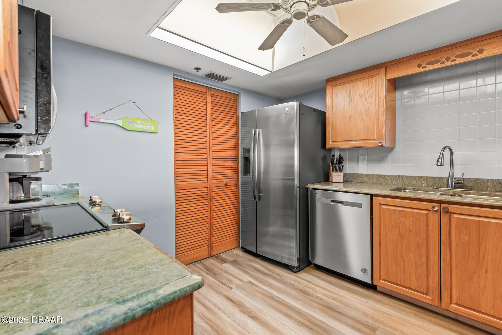 3757 S Atlantic Avenue Unit: 102