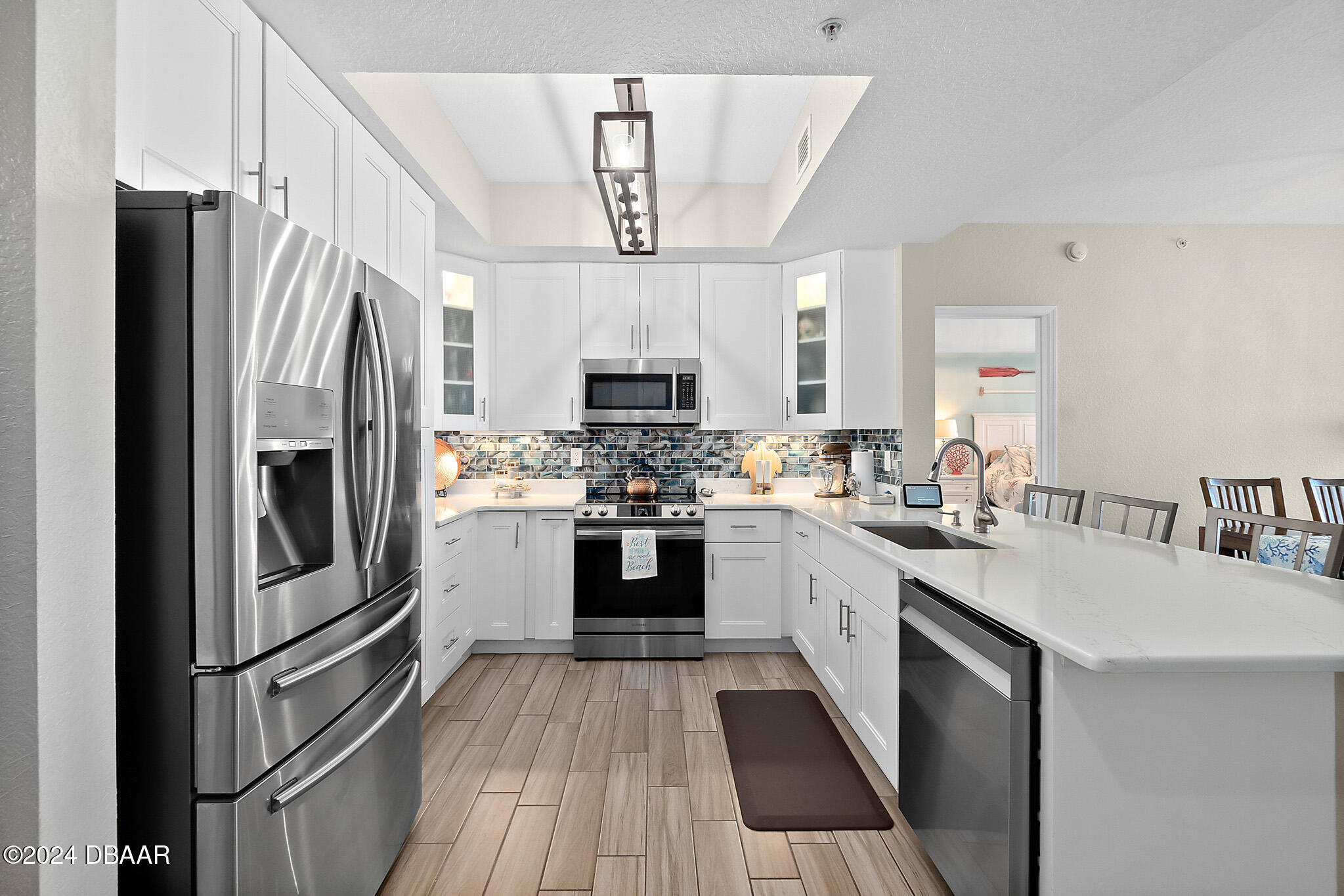 2 Oceans West Boulevard Unit: 1905