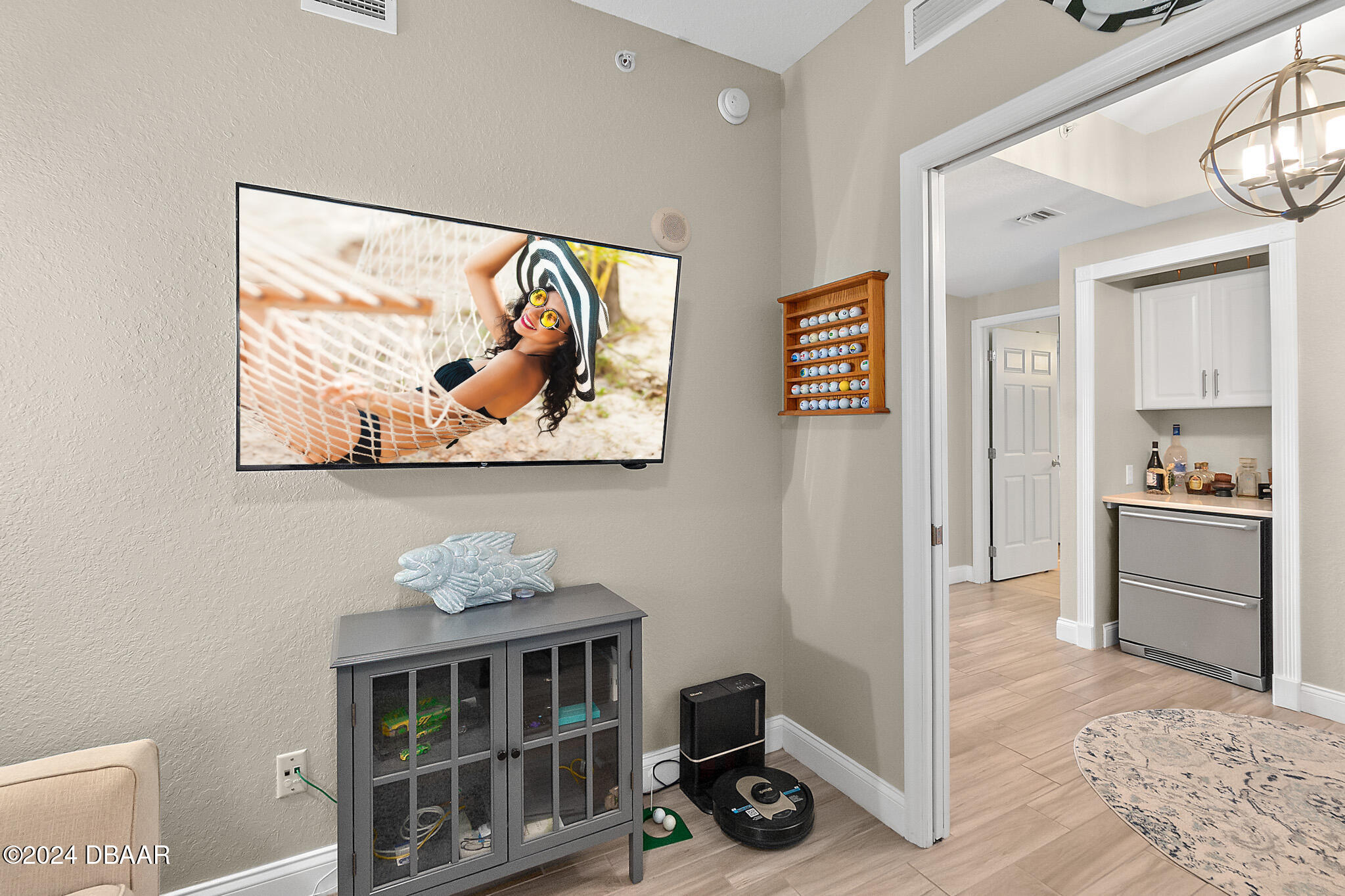 2 Oceans West Boulevard Unit: 1905