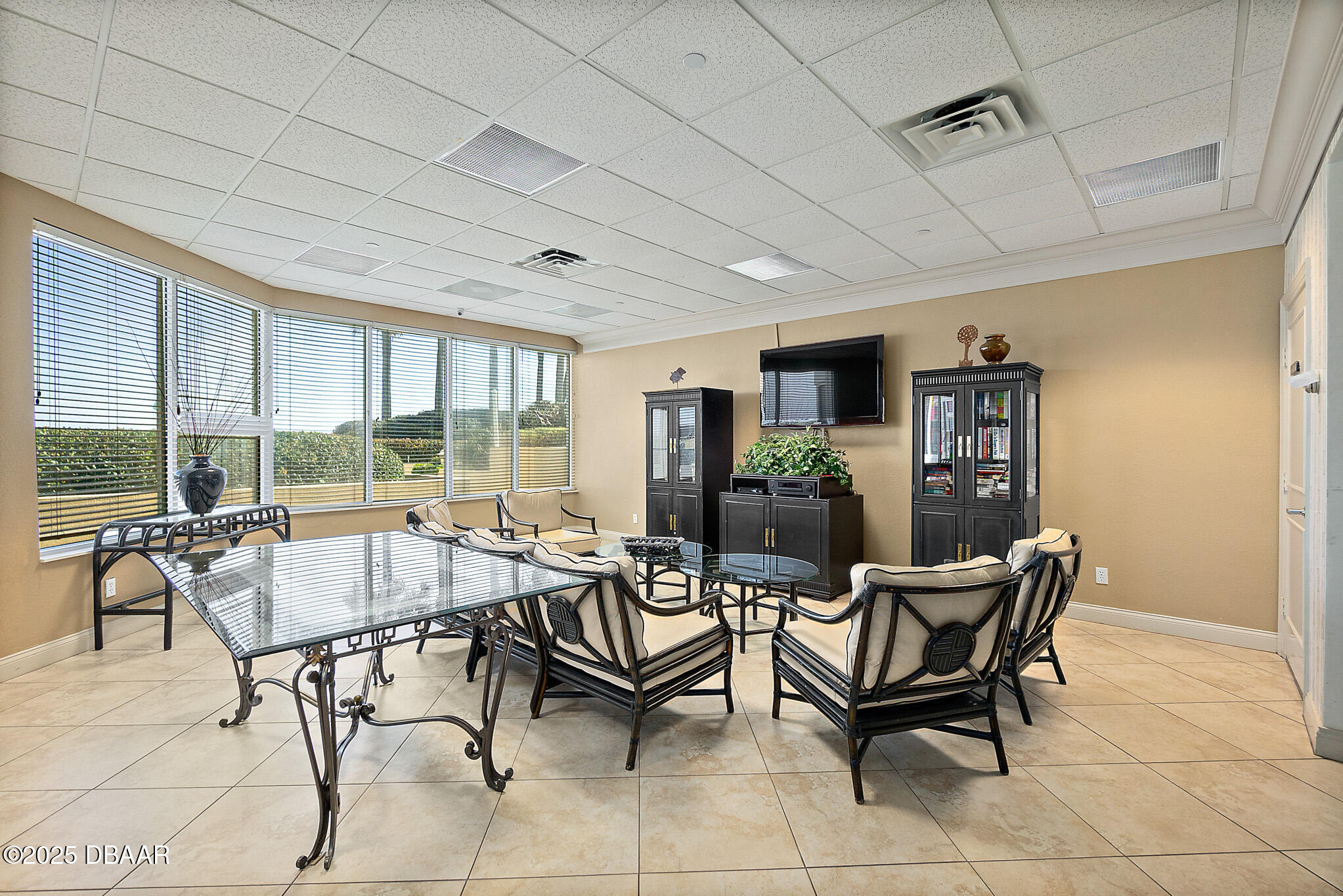 2937 S Atlantic Avenue Unit: 1907