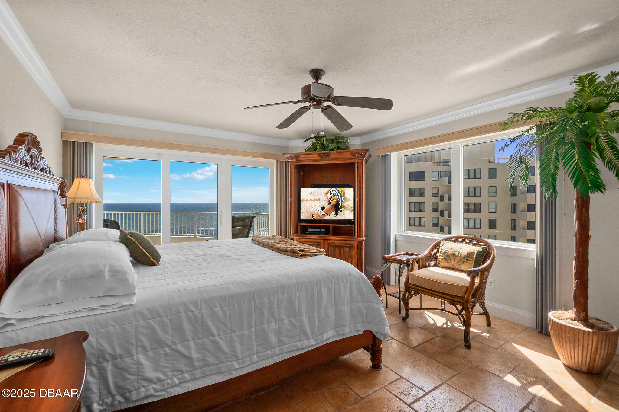 2937 S Atlantic Avenue Unit: 1907