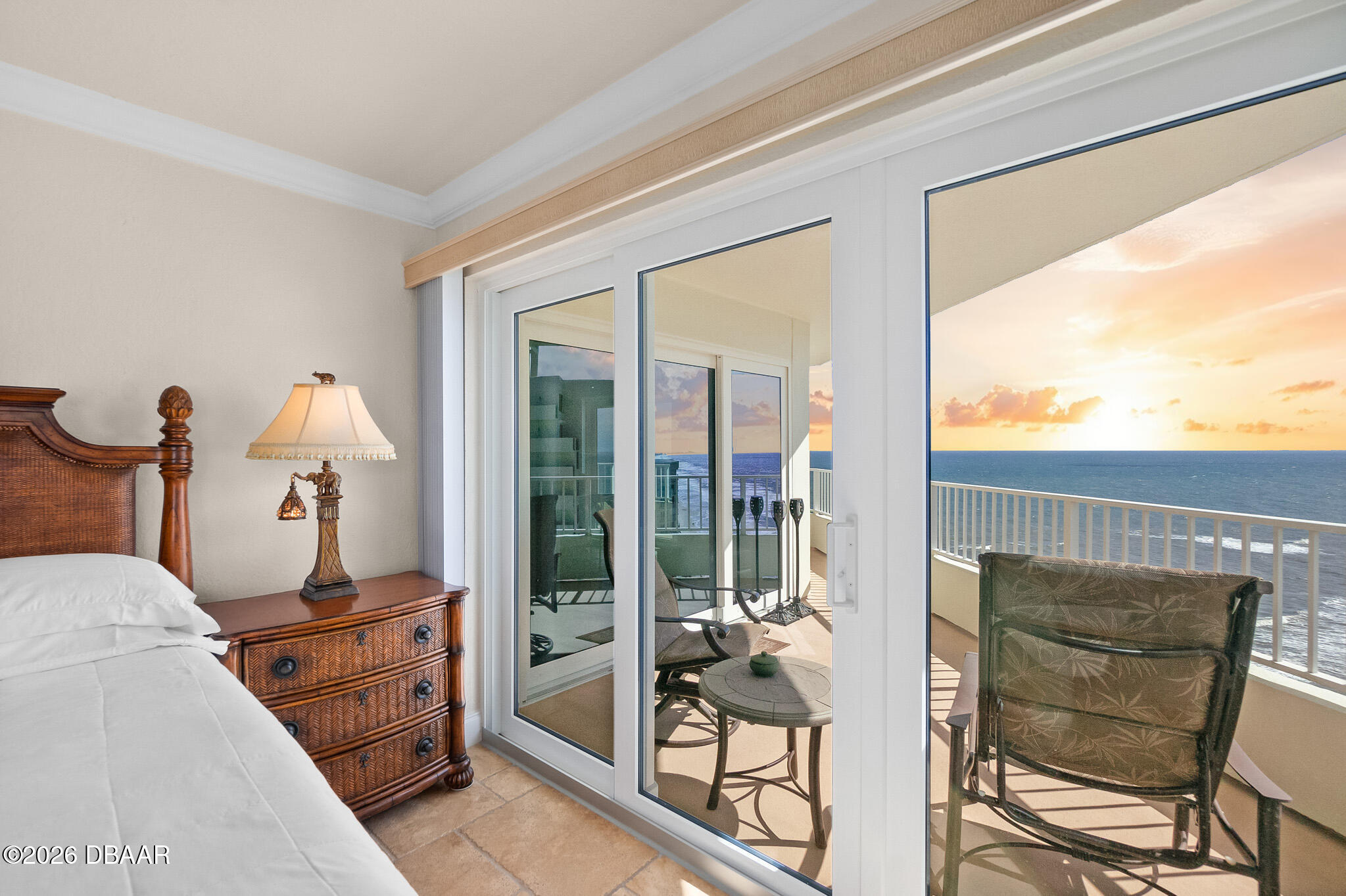 2937 S Atlantic Avenue Unit: 1907