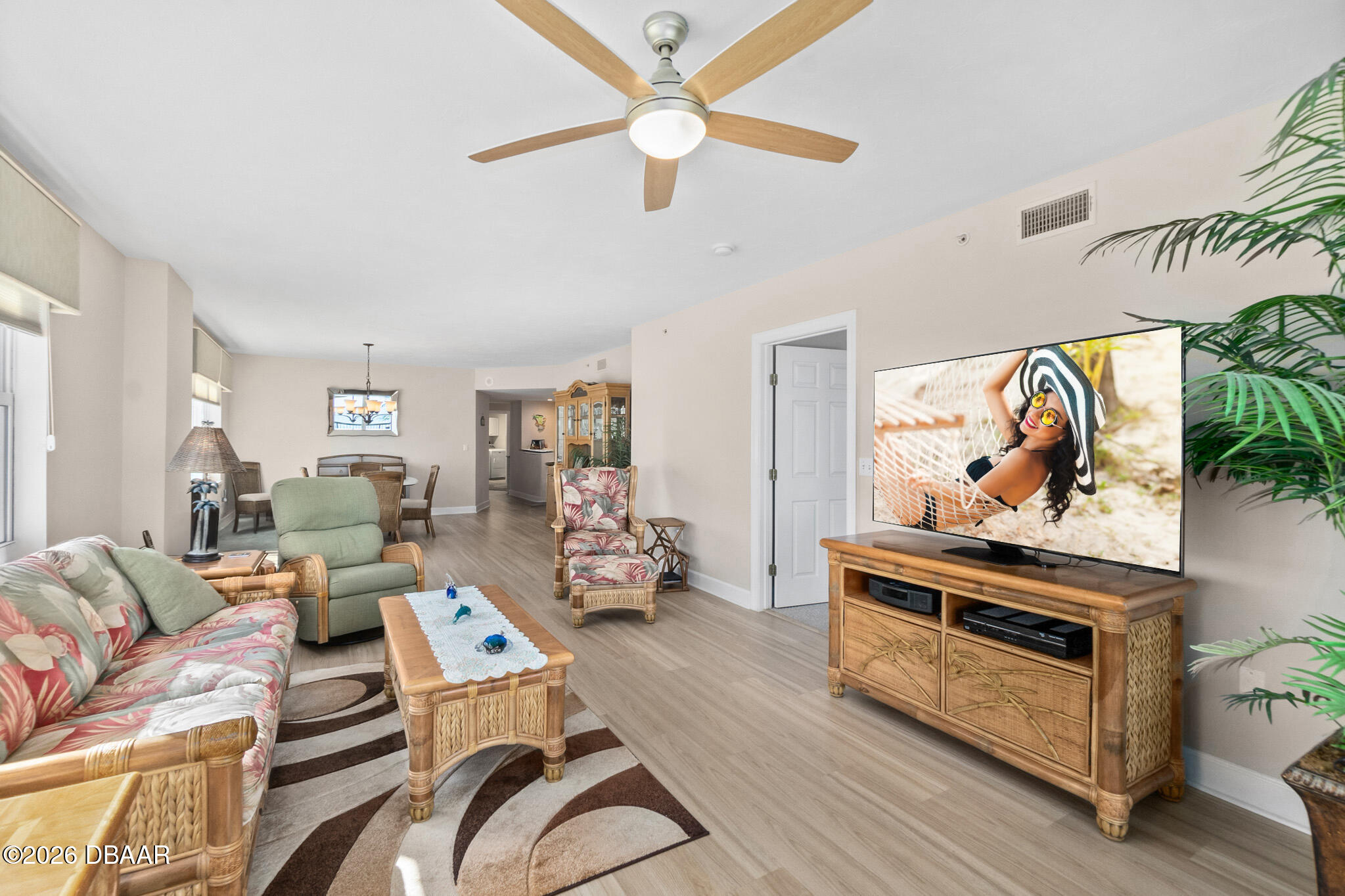 3311 S Atlantic Avenue Unit: 1704