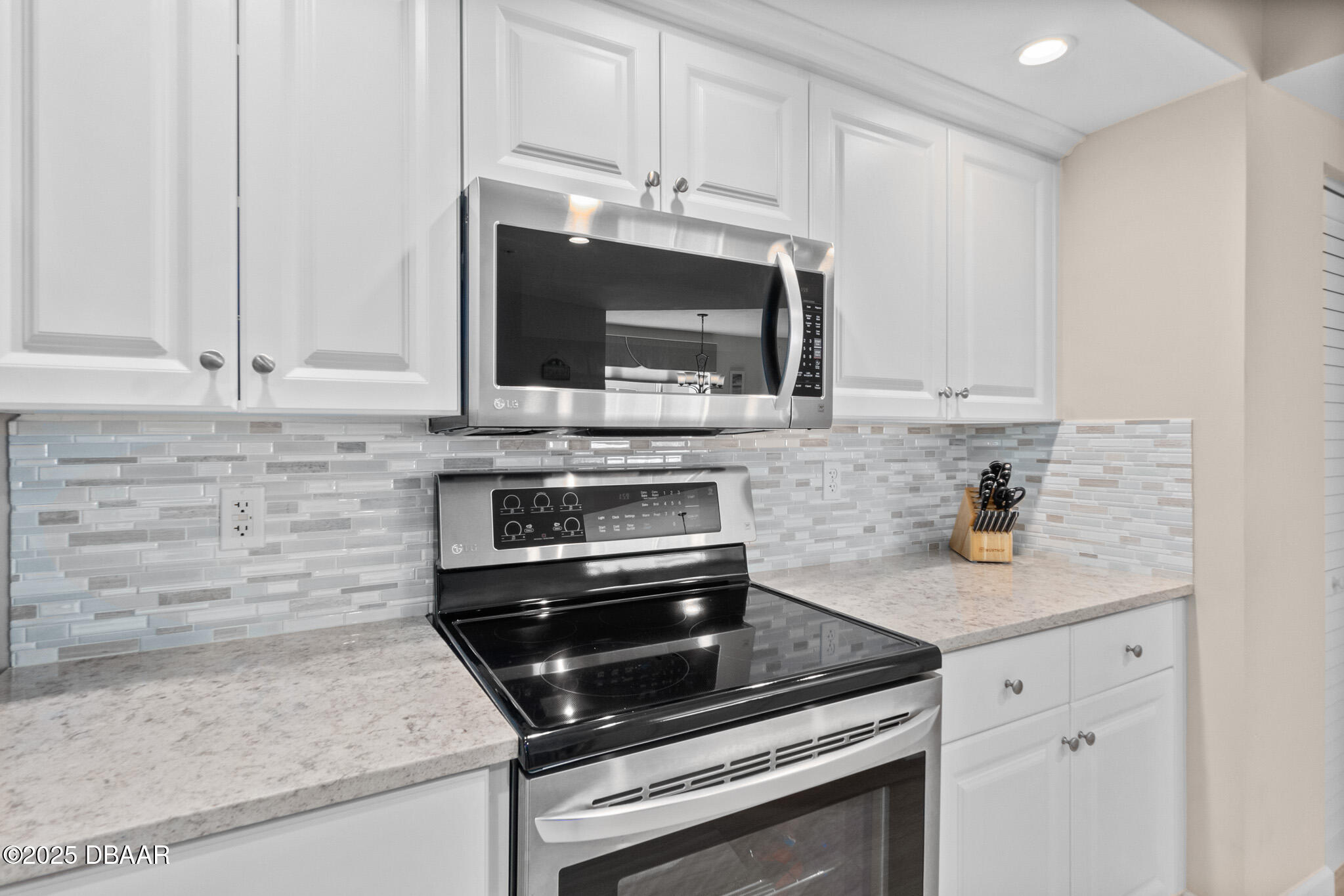 3311 S Atlantic Avenue Unit: 1704