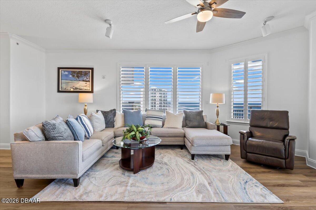 2515 S Atlantic Avenue Unit: 1004