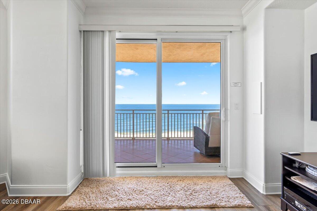 2515 S Atlantic Avenue Unit: 1004