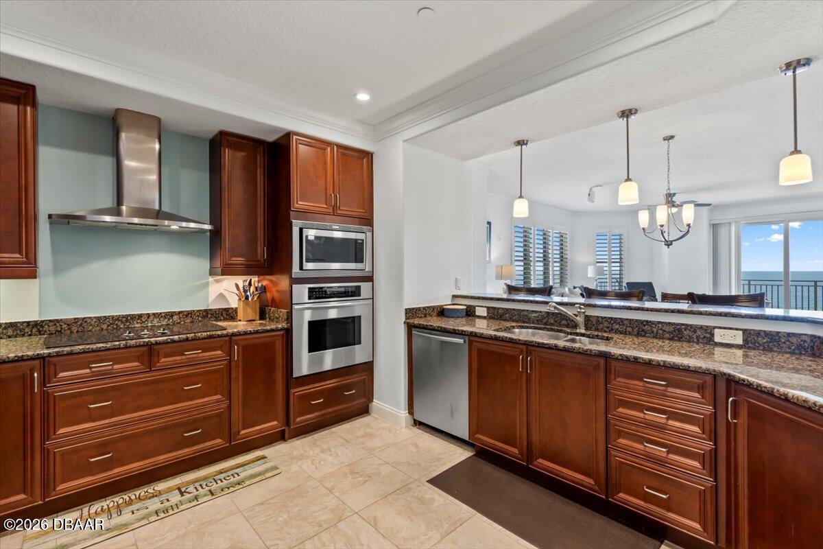 2515 S Atlantic Avenue Unit: 1004