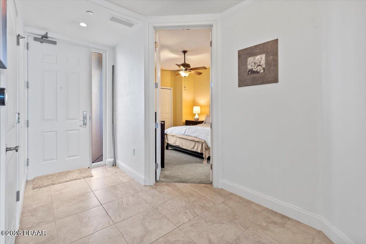 2515 S Atlantic Avenue Unit: 1004