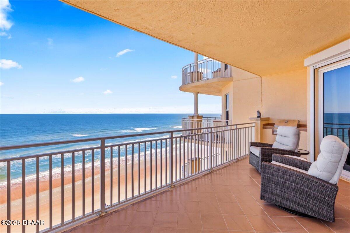 2515 S Atlantic Avenue Unit: 1004