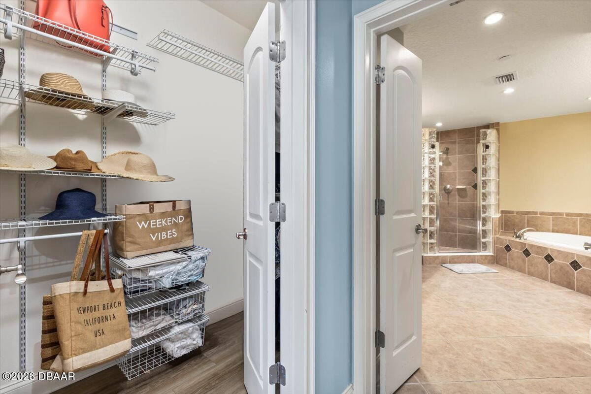 2515 S Atlantic Avenue Unit: 1004