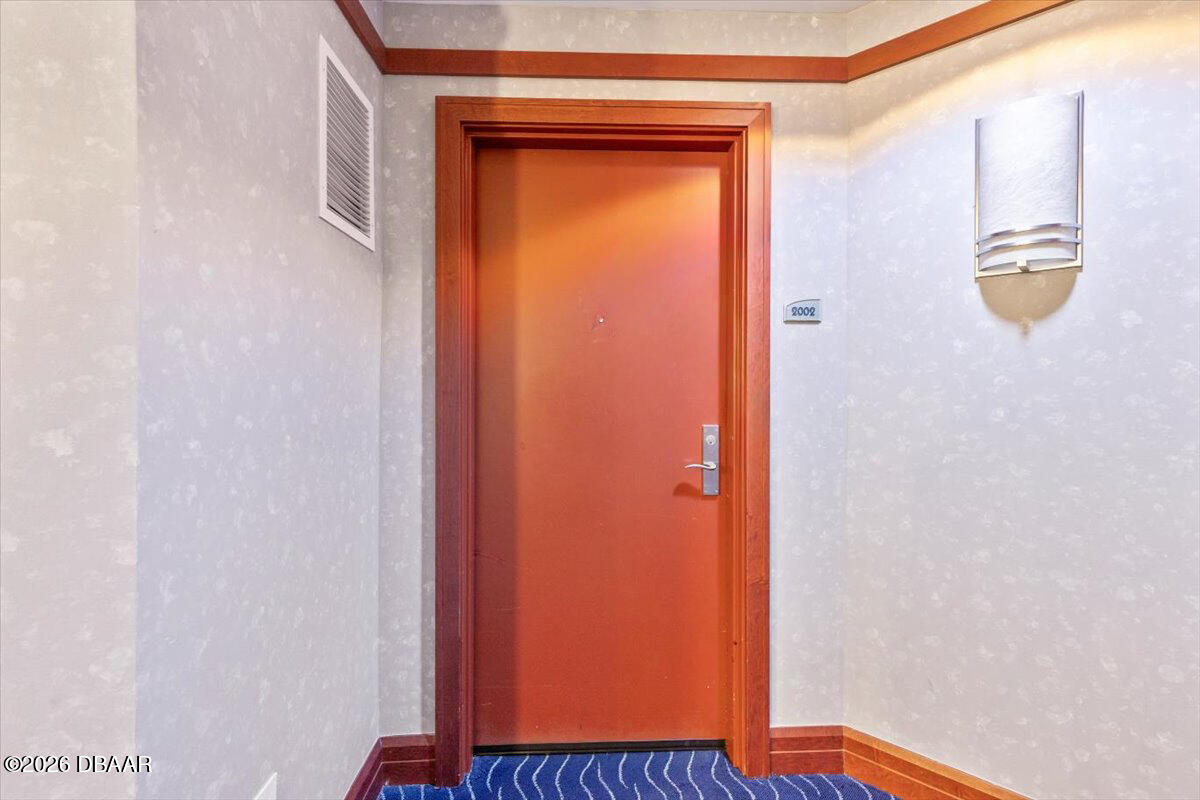 231 Riverside Drive Unit: 2002