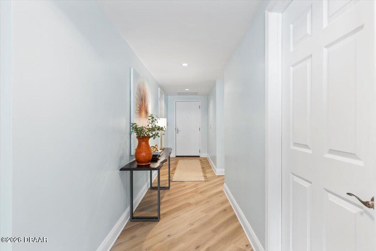 231 Riverside Drive Unit: 2002