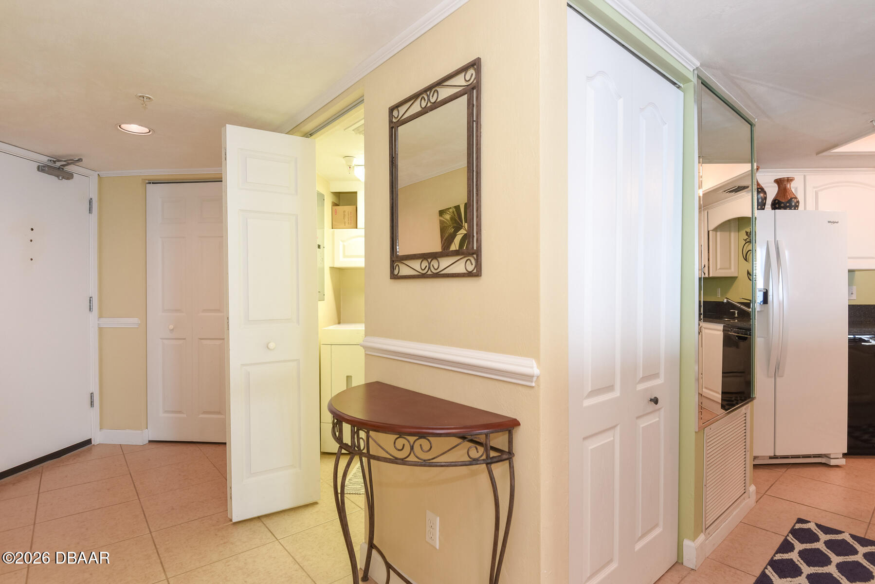 2545 S Atlantic Avenue Unit: 1103