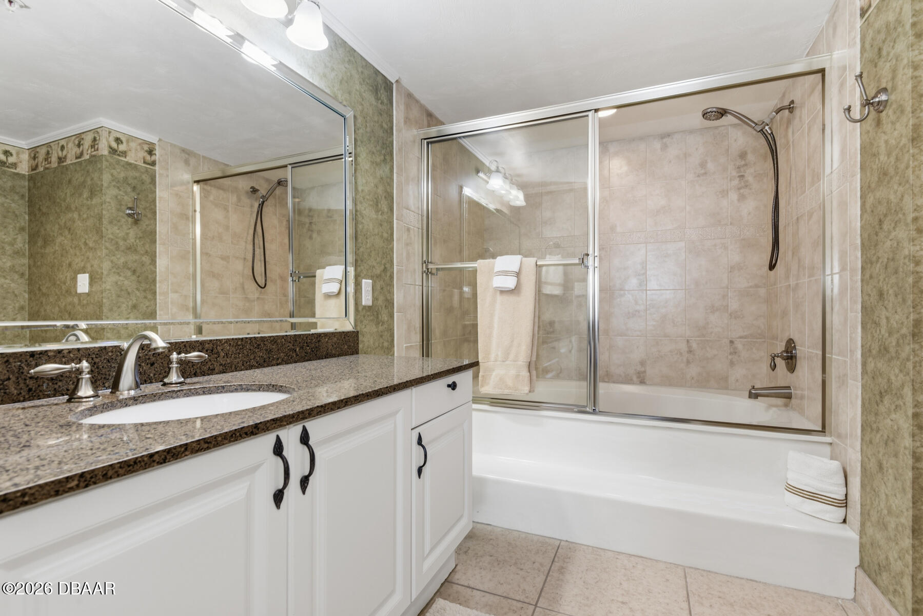 2545 S Atlantic Avenue Unit: 1103