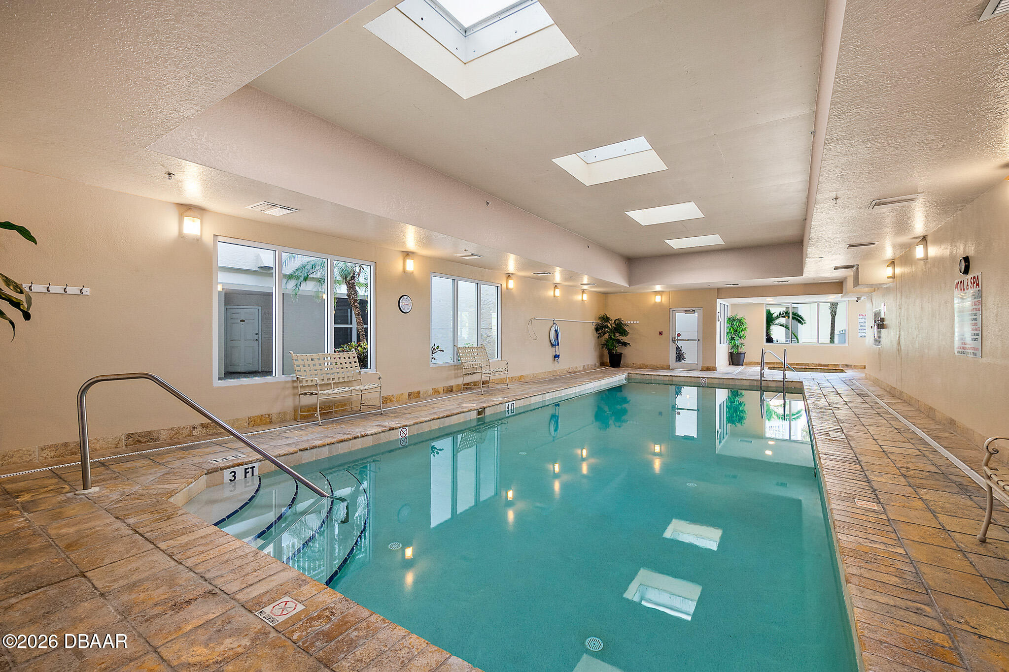 2403 S Atlantic Avenue Unit: 811