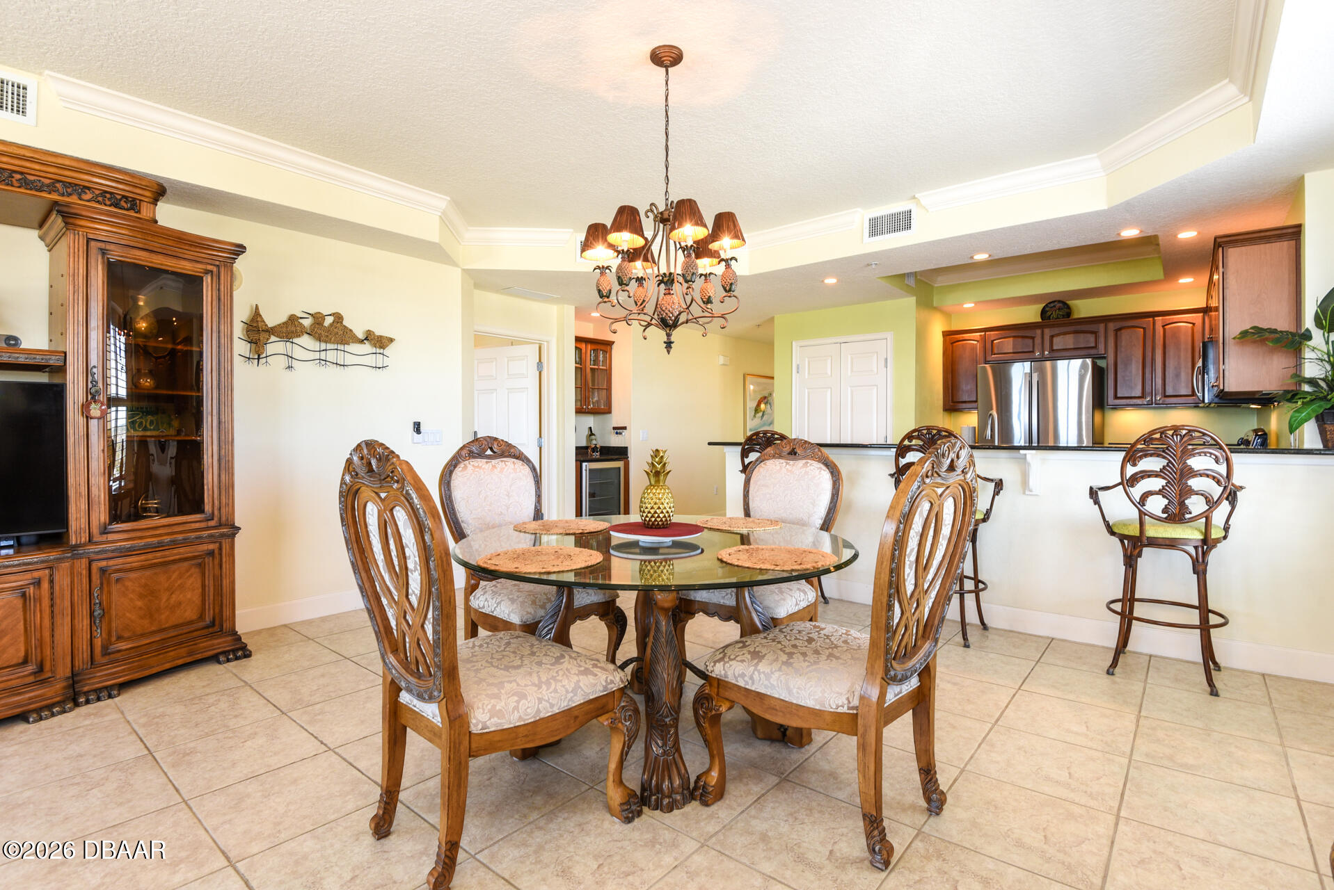 2403 S Atlantic Avenue Unit: 811