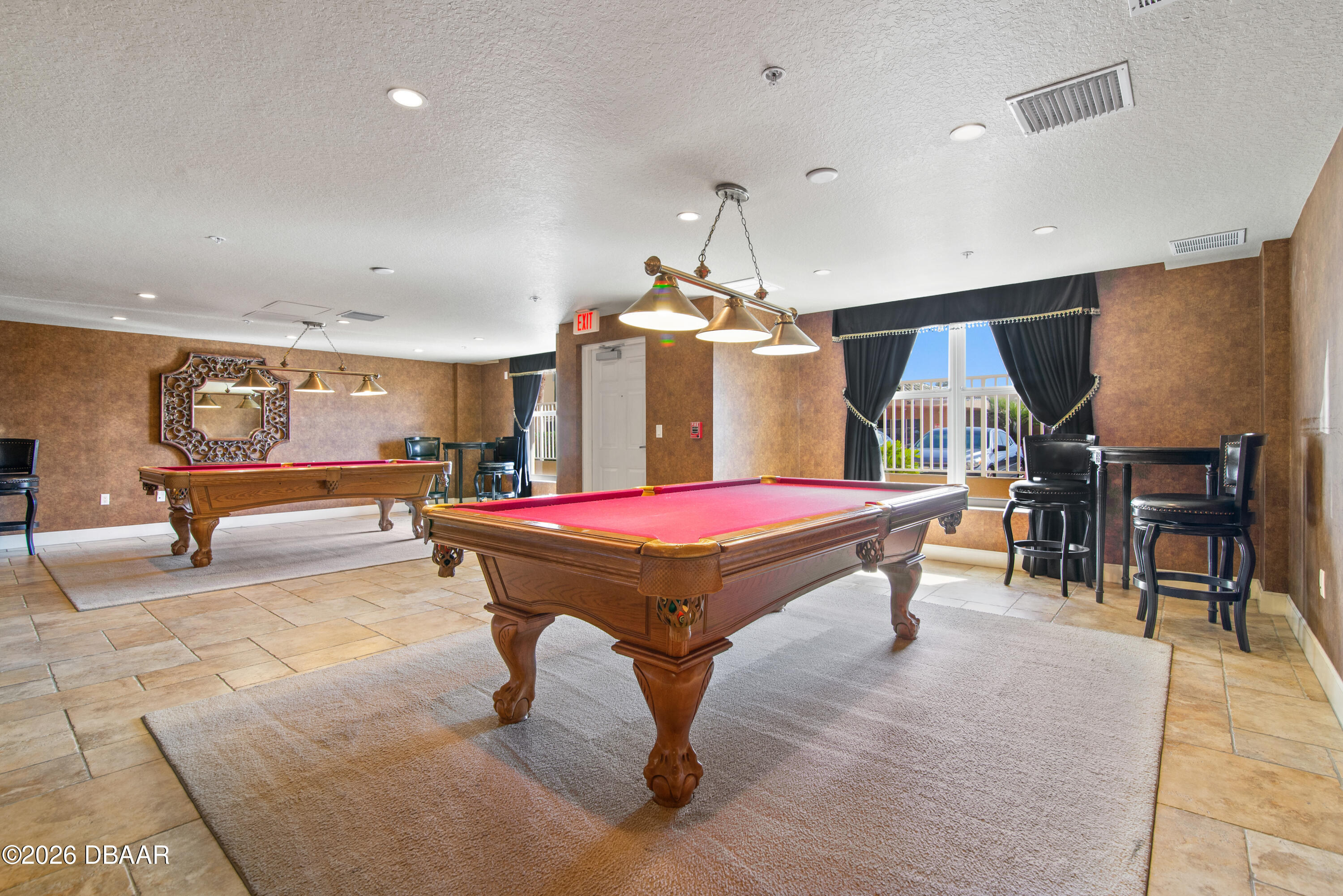 2403 S Atlantic Avenue Unit: 811