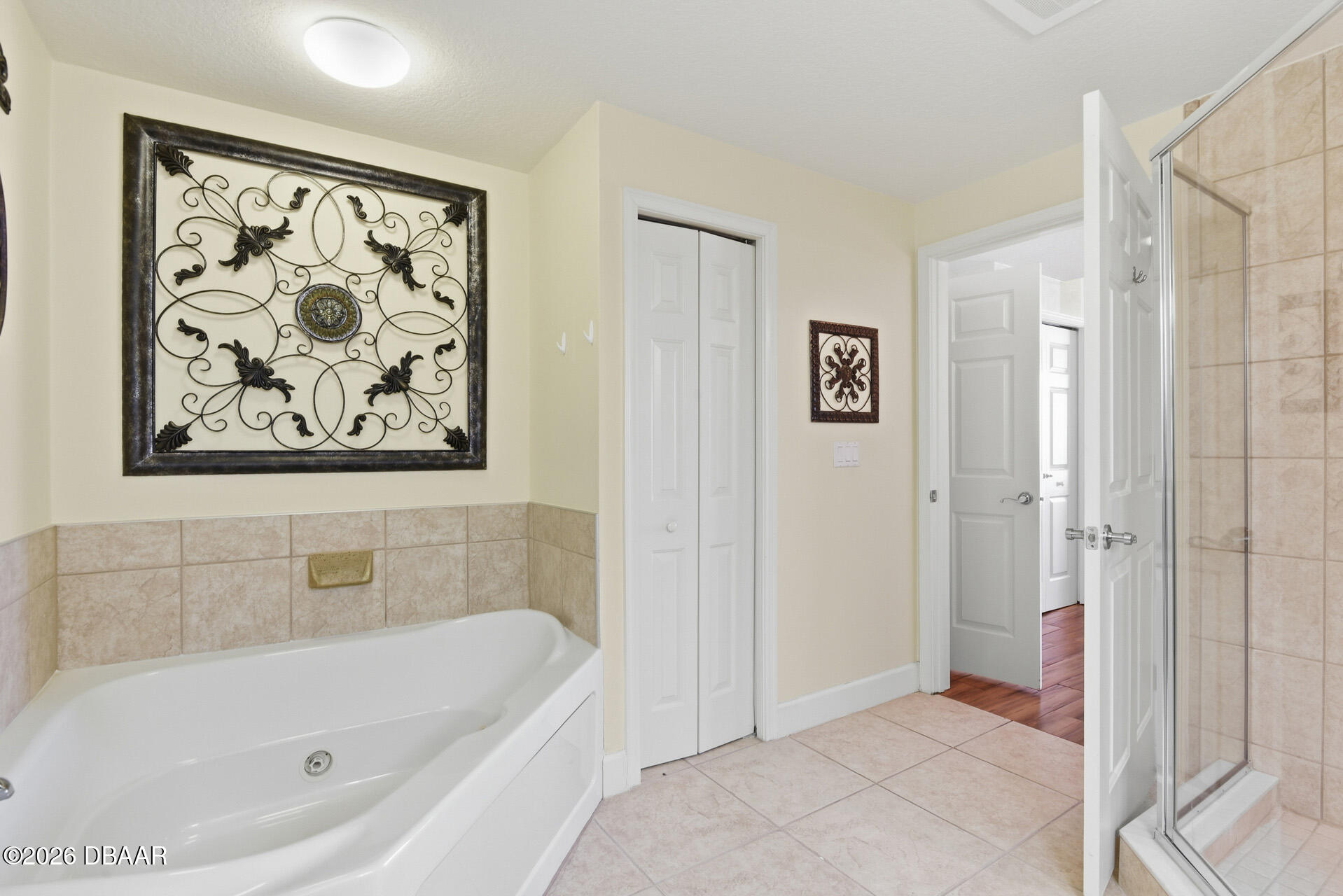 2403 S Atlantic Avenue Unit: 811