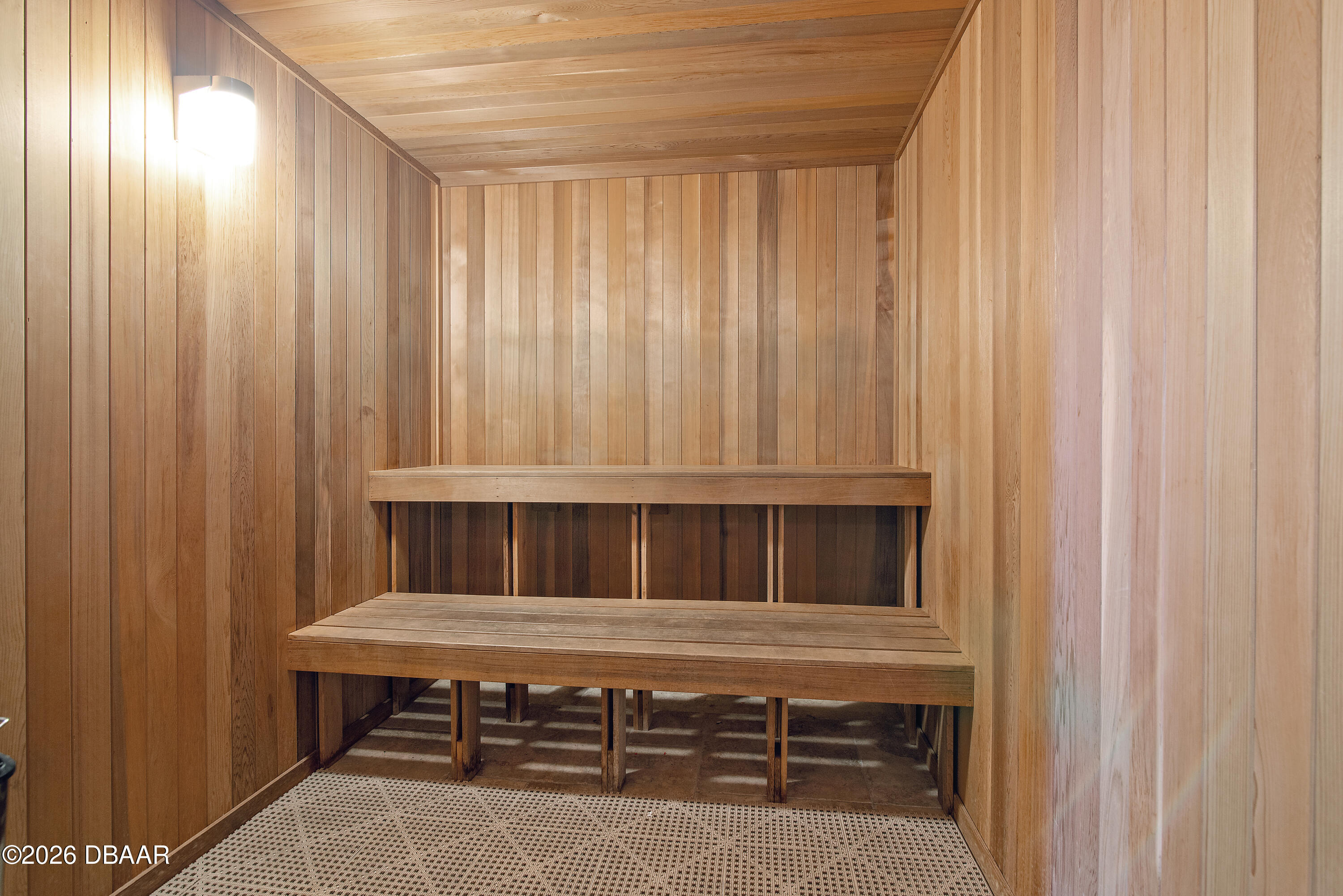 2403 S Atlantic Avenue Unit: 811