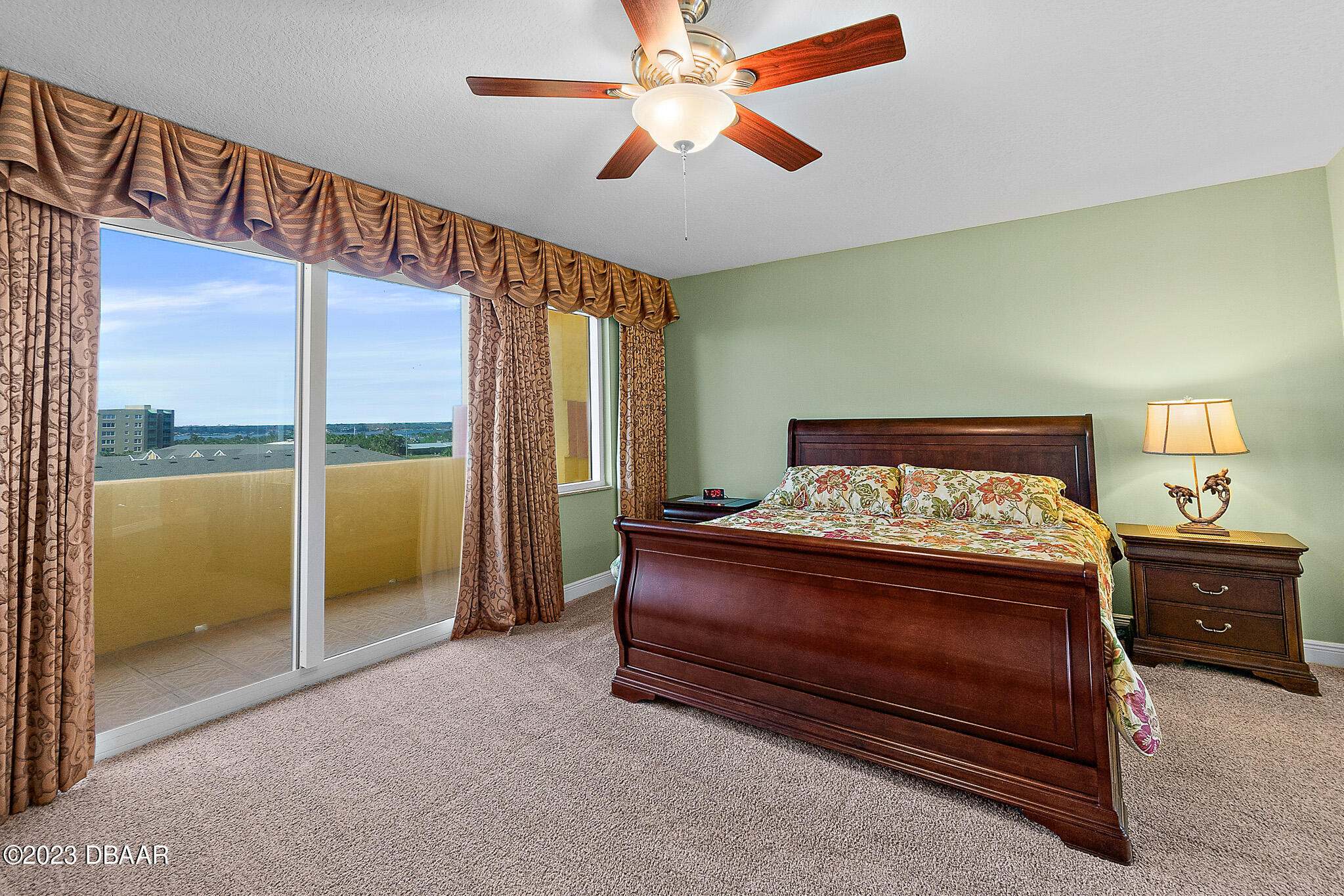 2901 S Atlantic Avenue Unit: 401