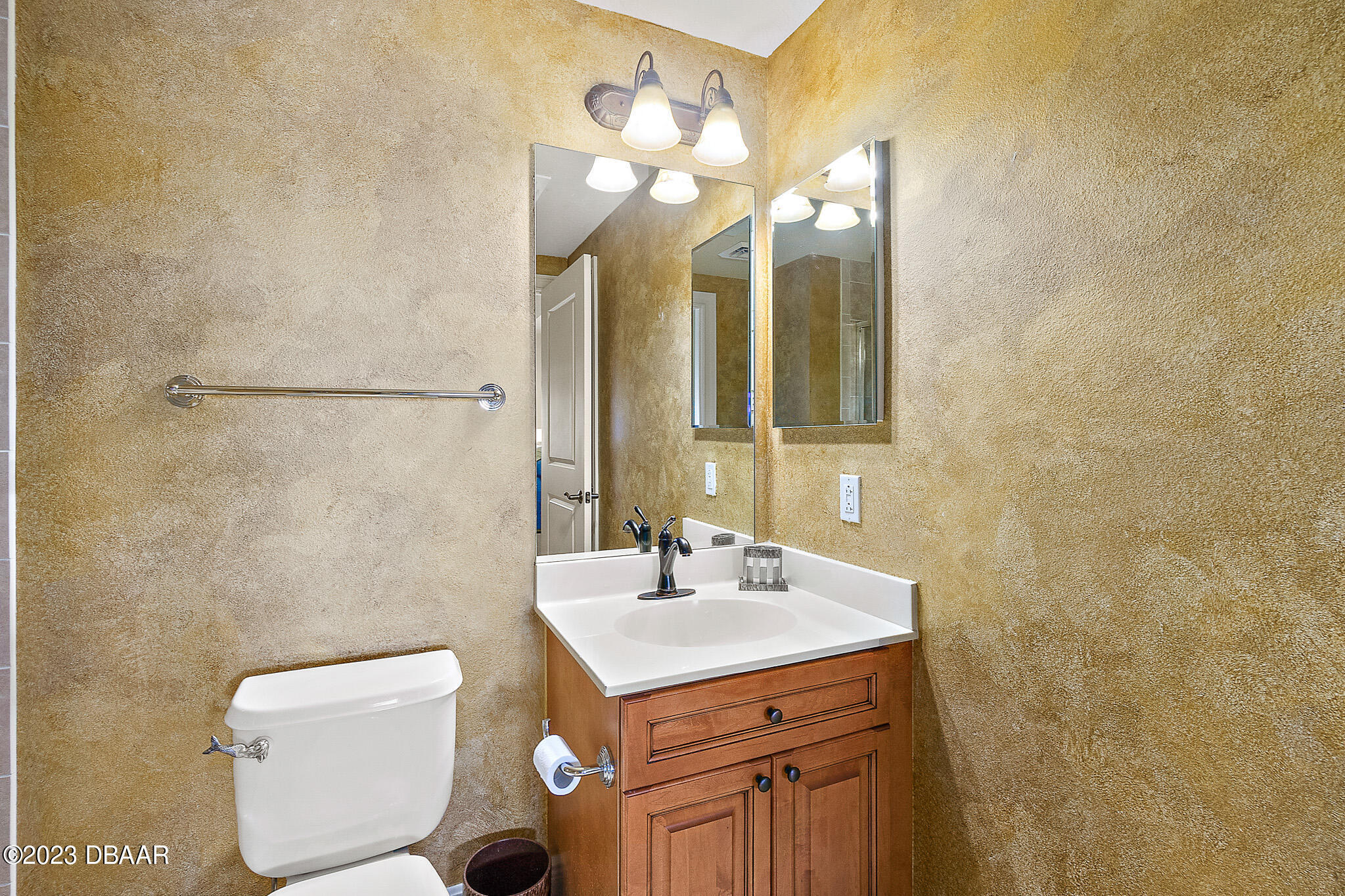 2901 S Atlantic Avenue Unit: 401