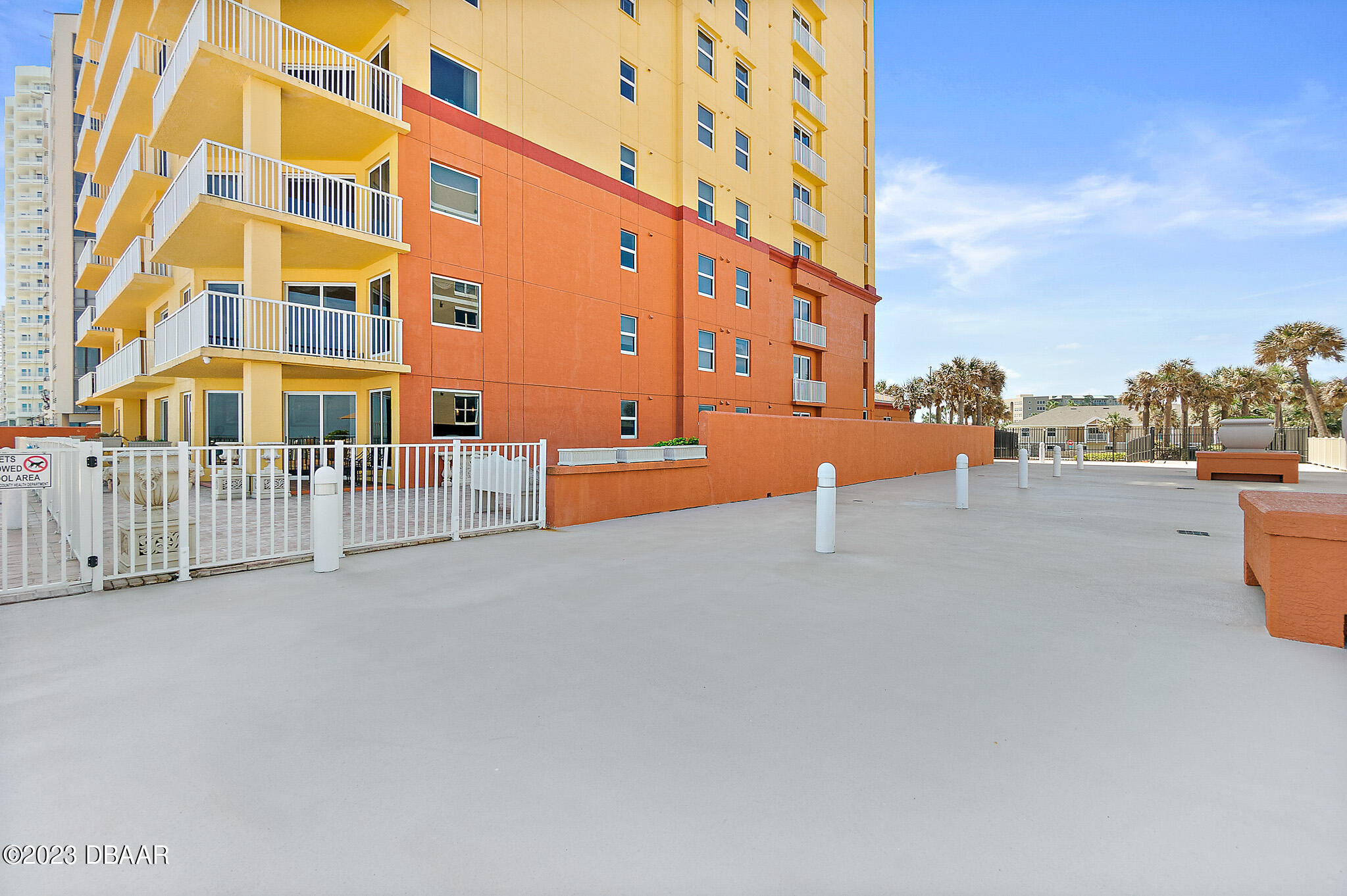 2901 S Atlantic Avenue Unit: 401