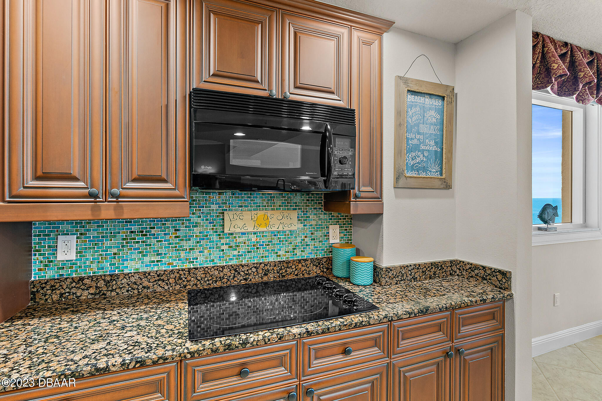 2901 S Atlantic Avenue Unit: 401