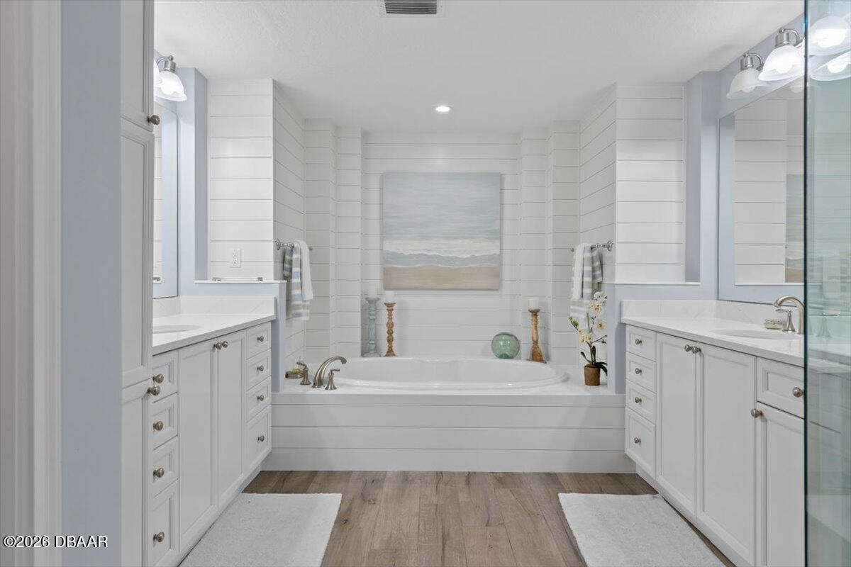 2515 S Atlantic Avenue 1105