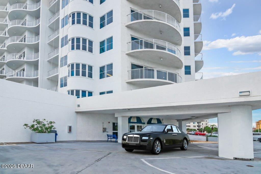 2 Oceans West Boulevard Unit: 2006