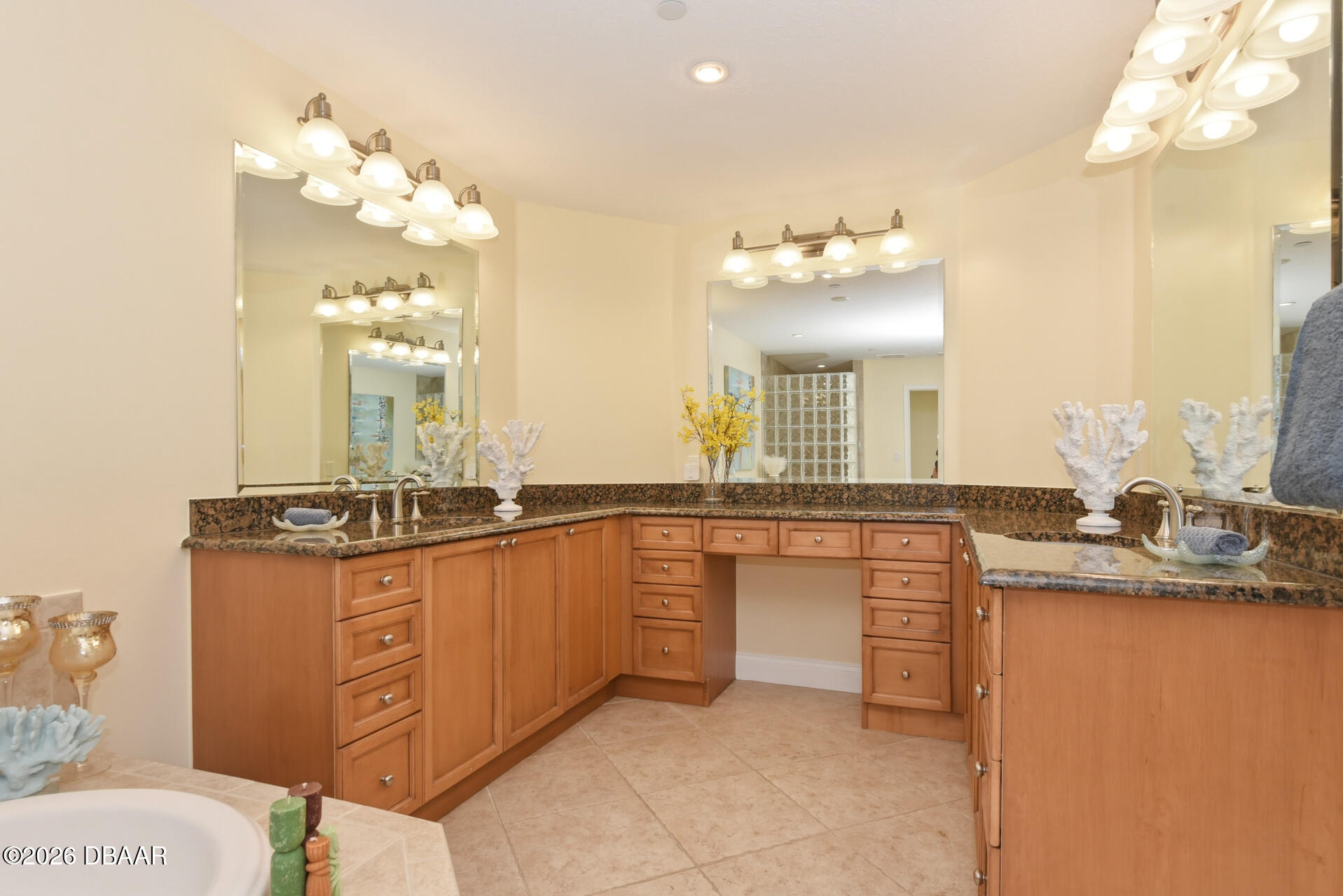 2515 S Atlantic Avenue Unit: 509