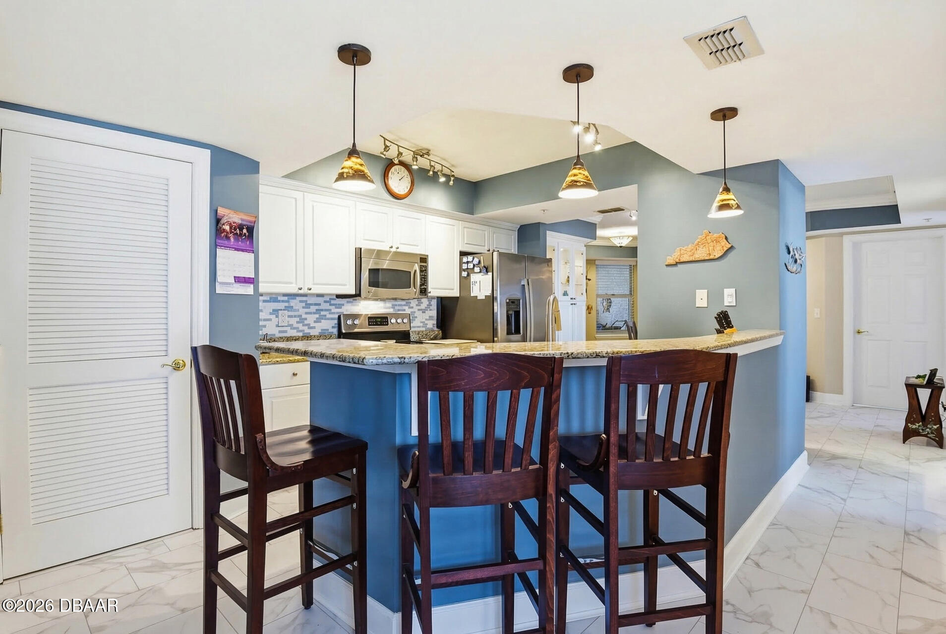 2055 S Atlantic Avenue Unit: 703